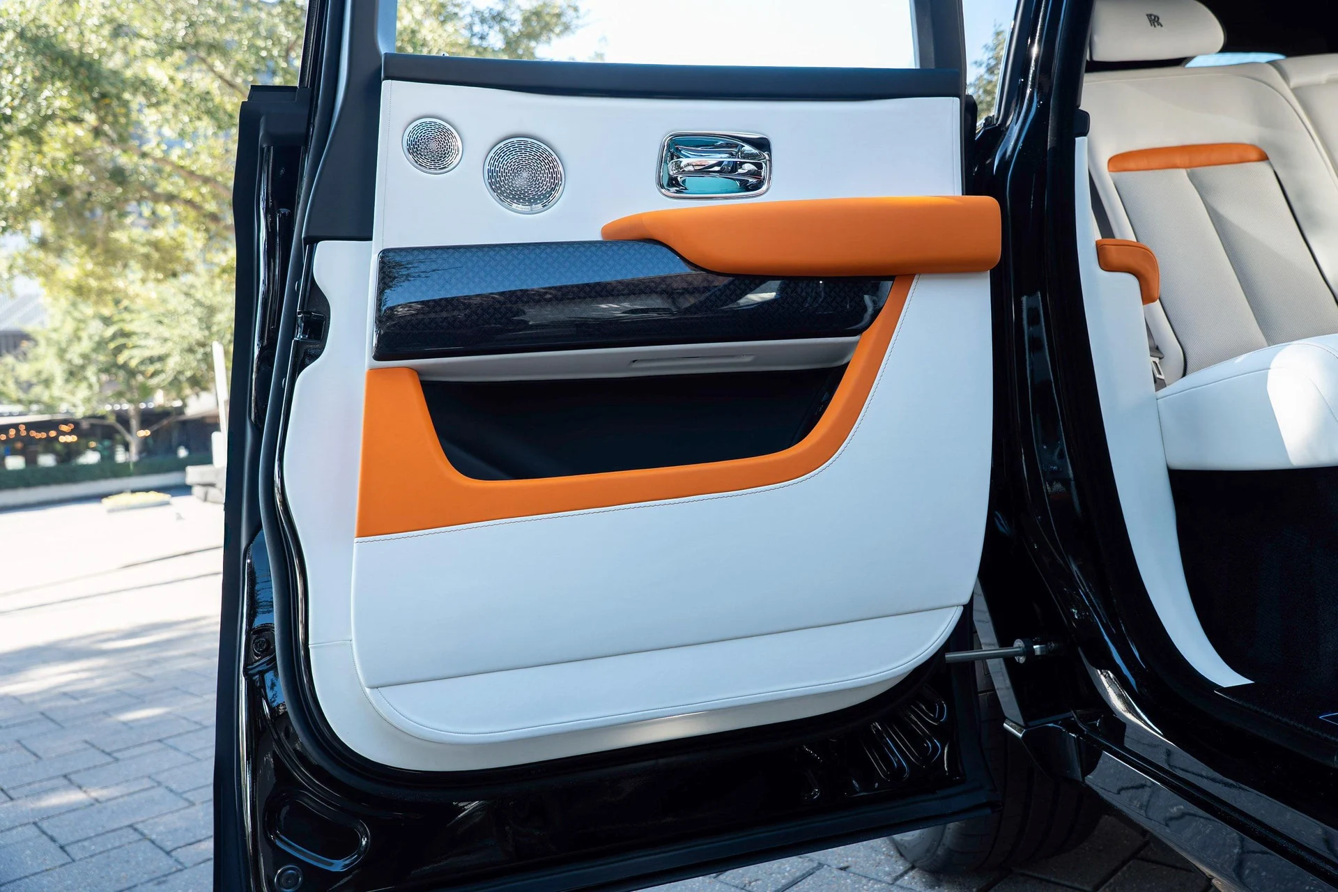 mph051_4194907167_465211305_68f075f01a22d42ee43446e2_9a995743b7