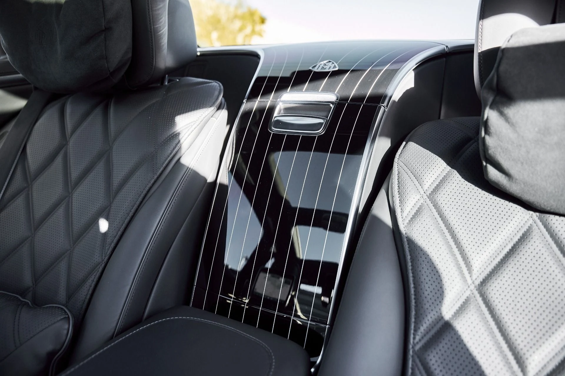 mph051_4195580102_Used_2023_Mercedes_Benz_S_Class_Maybach_S_680_1769804044_4773eac45e