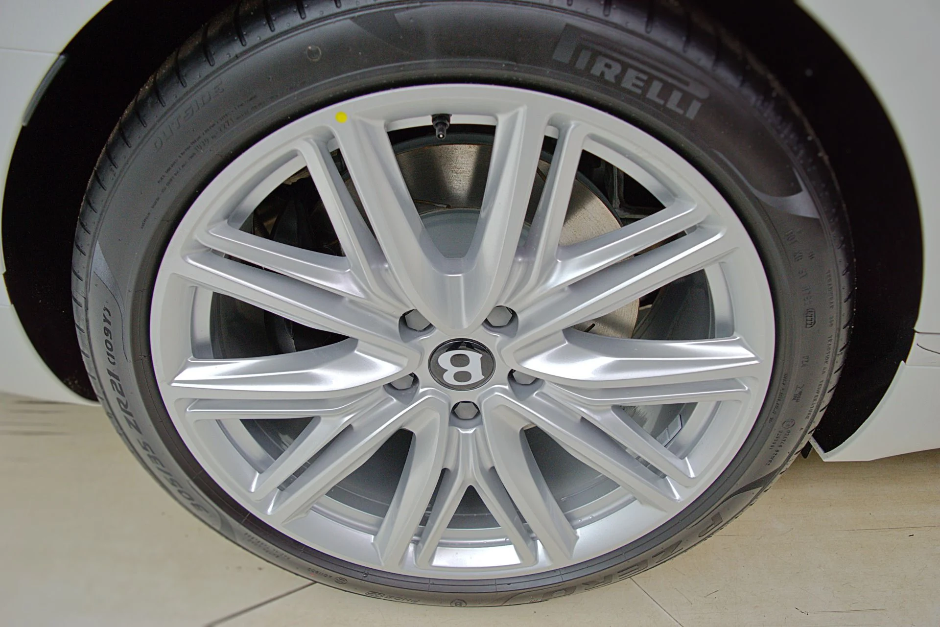 mph051_4203323146_Used_2023_Bentley_Flying_Spur_Hybrid_V6_LEASE_OPTIONS_AVAILABLE_c702ce6a68
