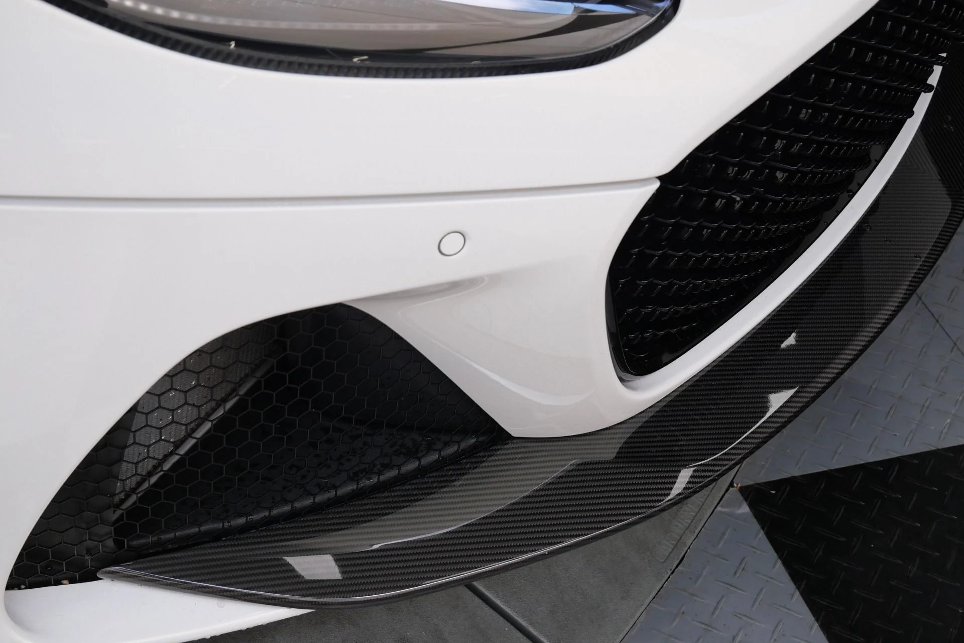 mph051_4215744085_Used_2022_Aston_Martin_DBS_Superleggera_Volante_715_Horsepower_Low_Miles_Two_Tone_Interior_1780071319_8239421800