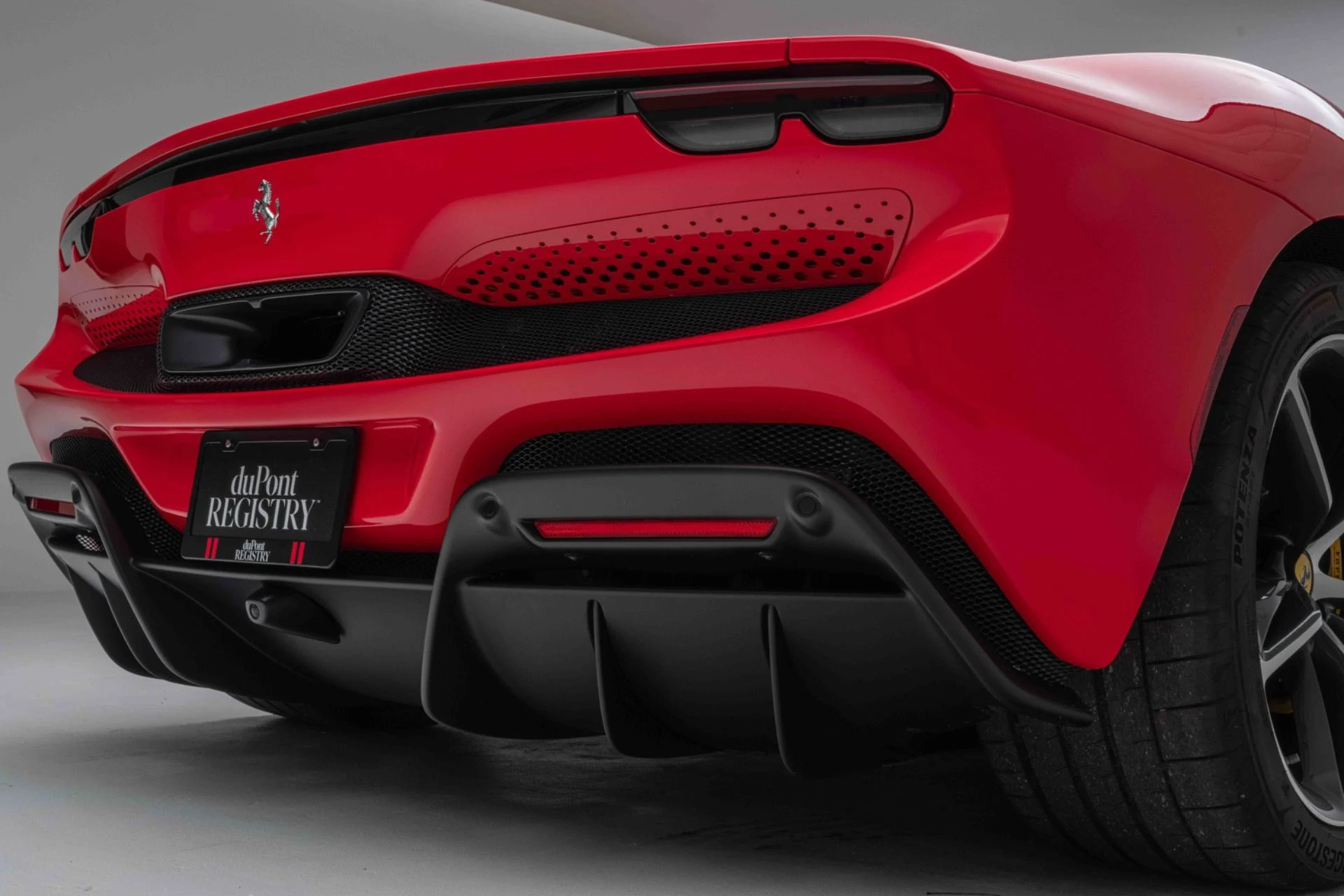 mph051_4240305013_Used_2025_Ferrari_296_GTB_1774025112_dd8d6ea057