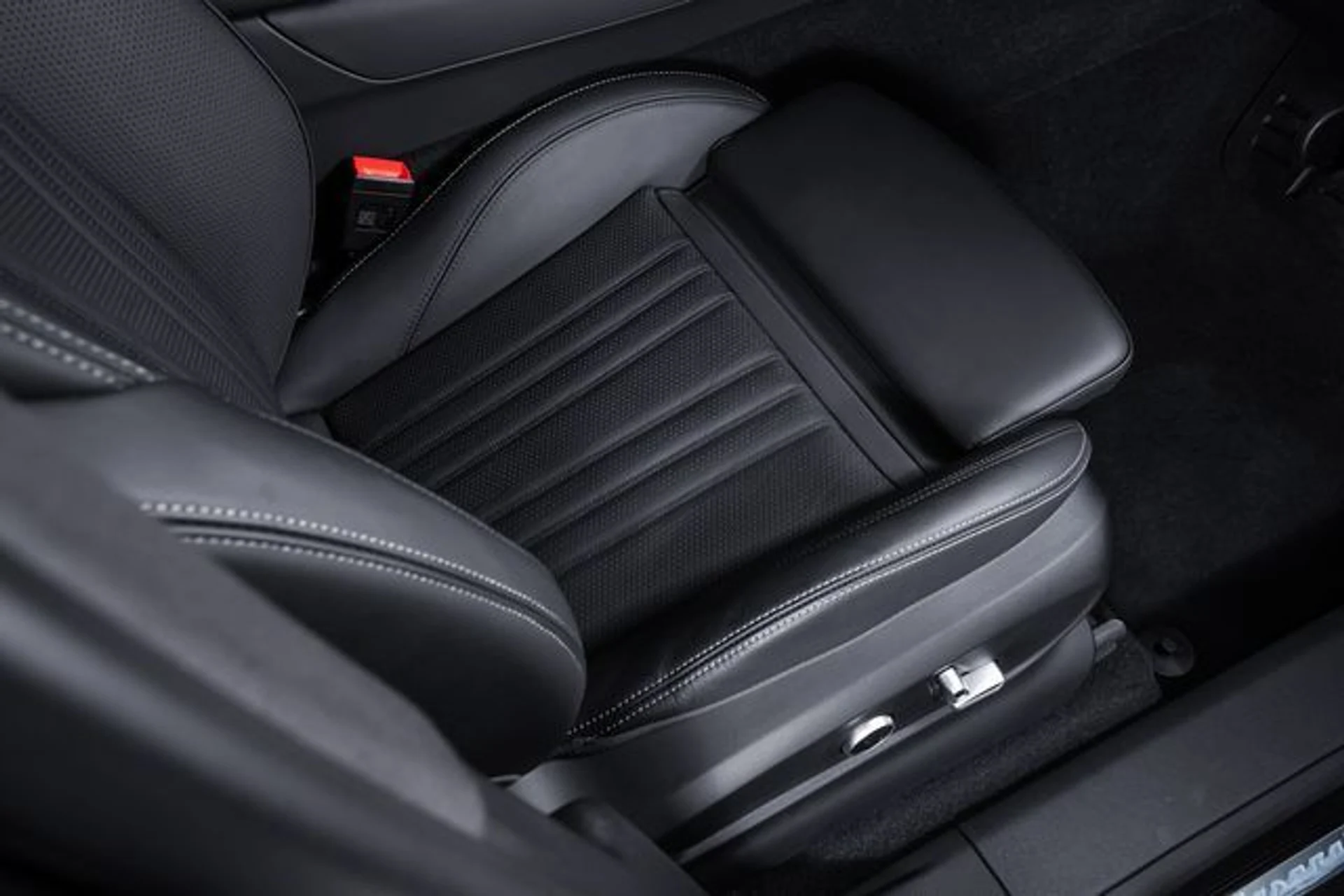 mph051_4257200422_0400bbbfec63d396e620c42d56d26967x_9a912ba364