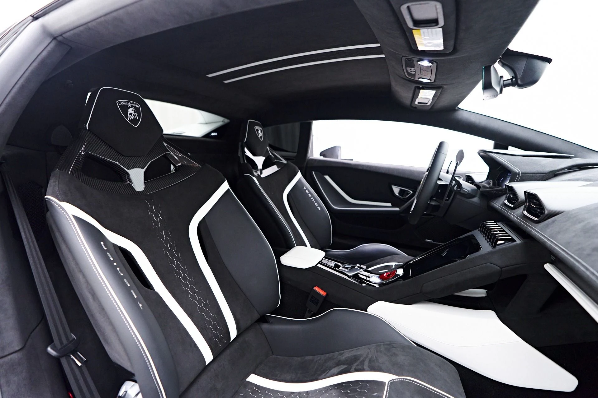 mph051_4260486675_Used_2023_Lamborghini_Huracan_Tecnica_Base_1750384074_048901ae24