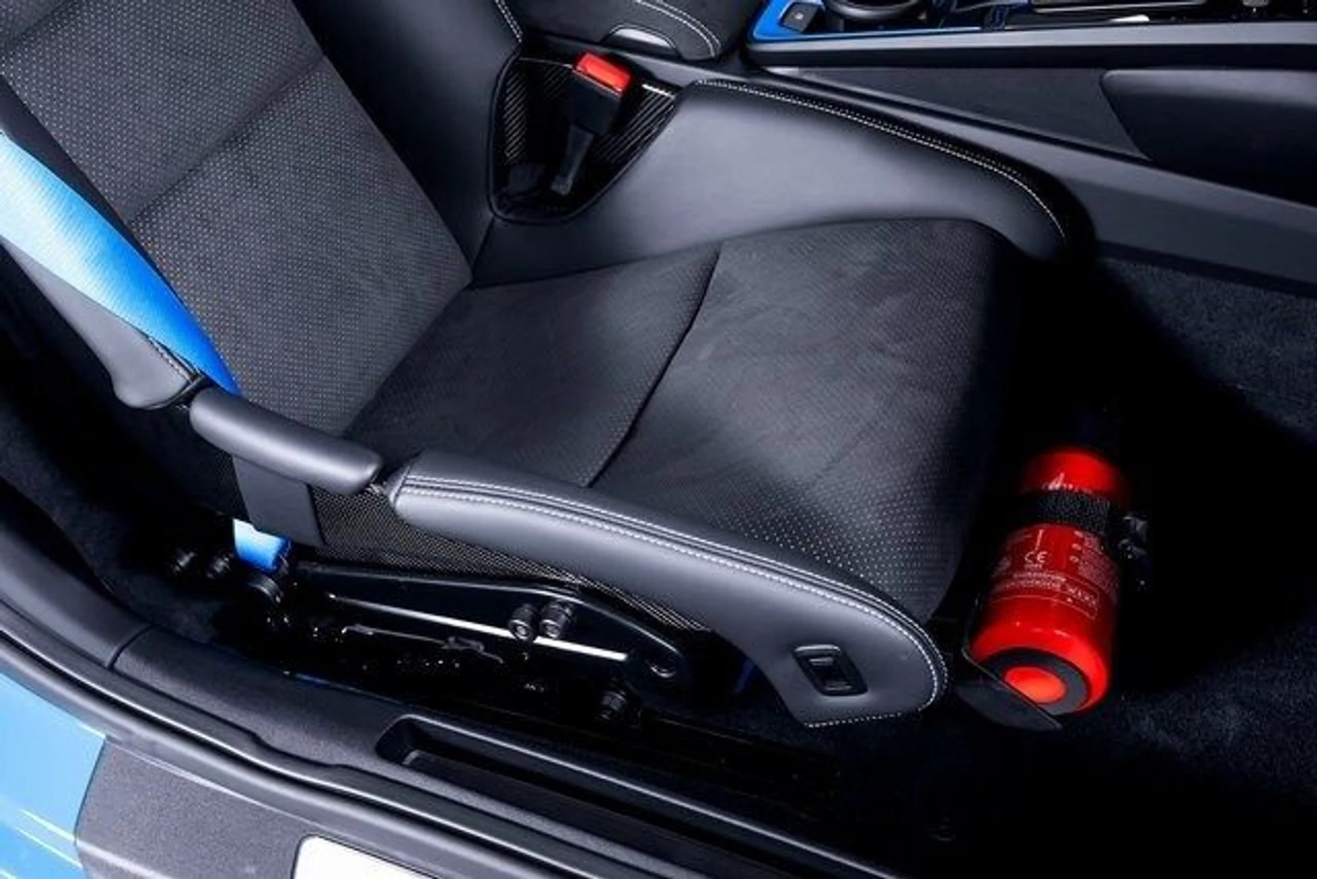 mph051_4264783175_81b9c4bc3dac67c2a591ed943ffbdcacx_cf64f00464