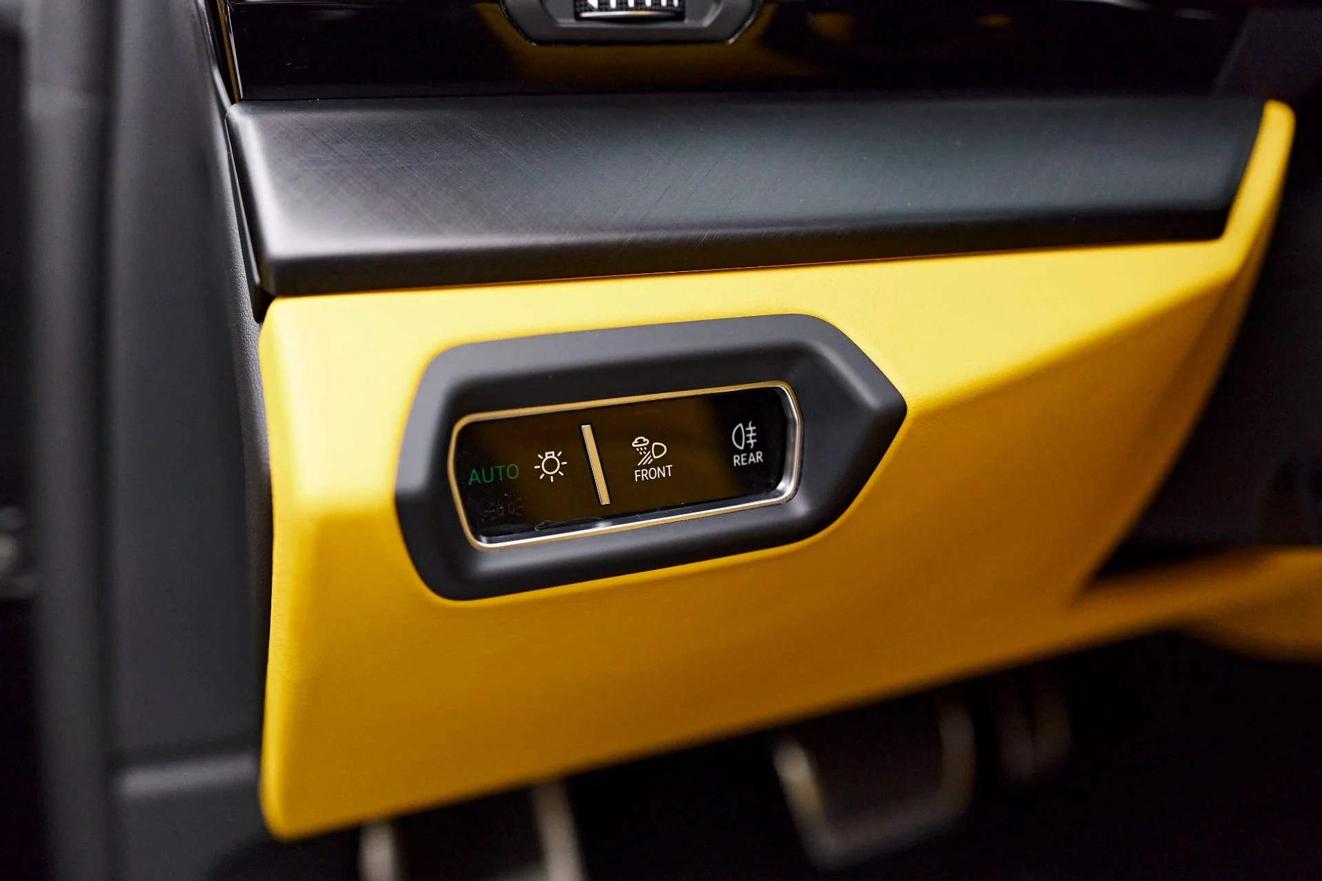 mph051_4274431582_Used_2022_Lamborghini_Urus_1714440387_3ab56f2026