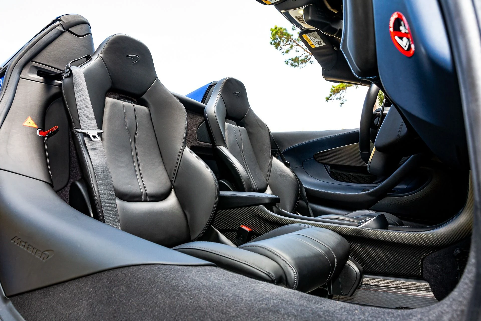 mph051_42822061_14_p52_l_d26b9cf9a1