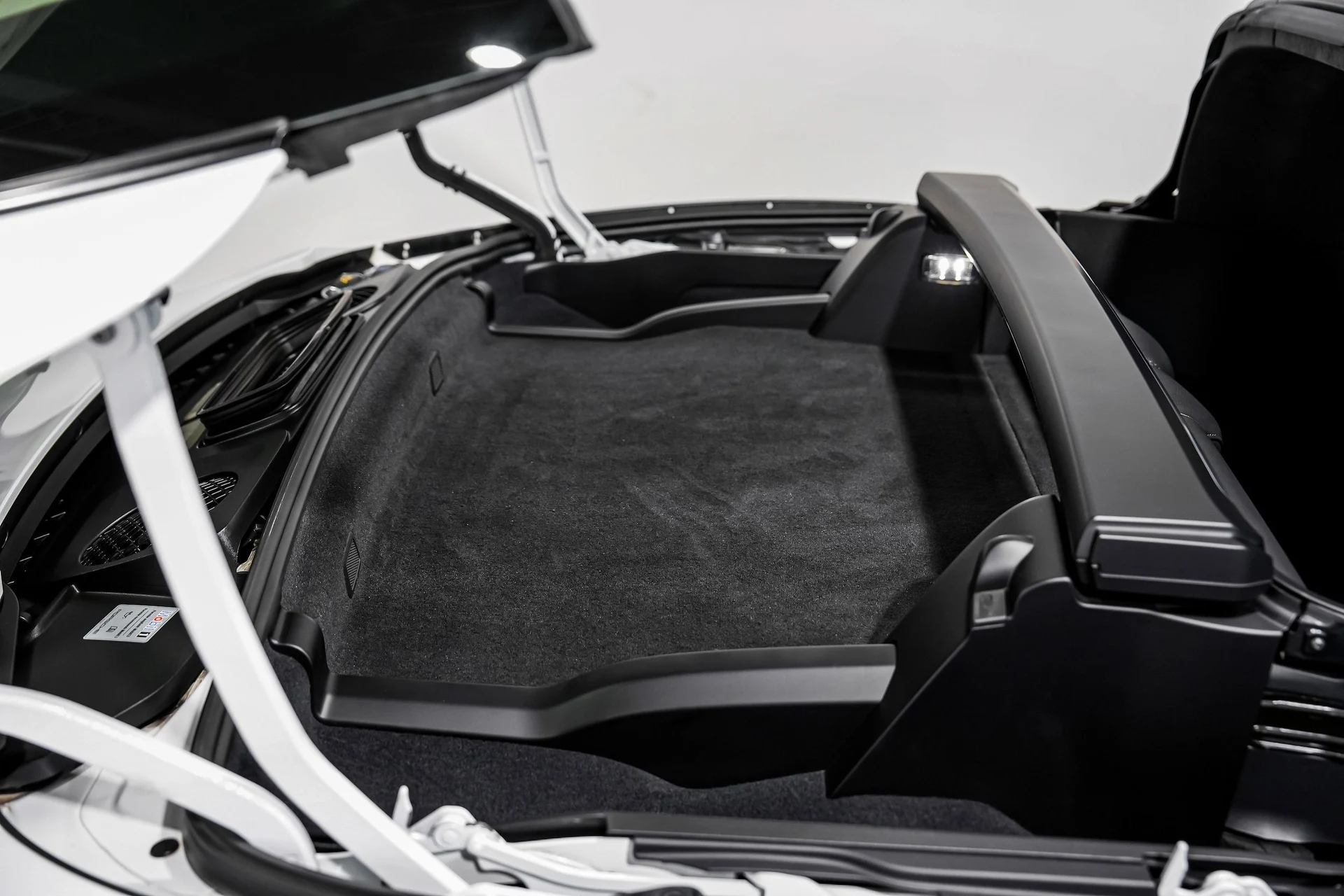 mph051_431594378_6846c1337083a141d5aefa326a54e470x_ef3a5658a6