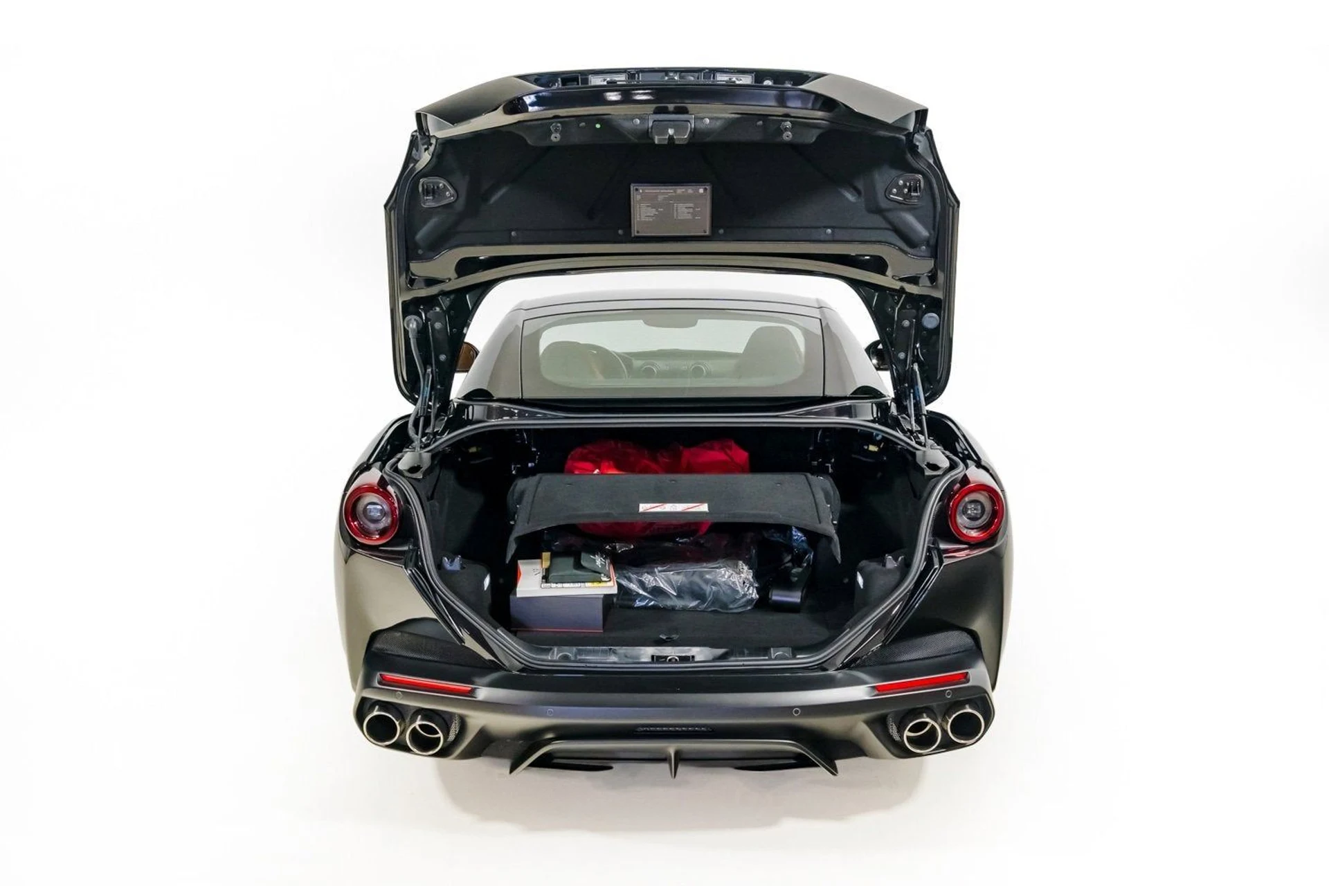 mph051_433383081_c45ea9e3c9f948a9b3a1f4664862f6b9_f3be402523