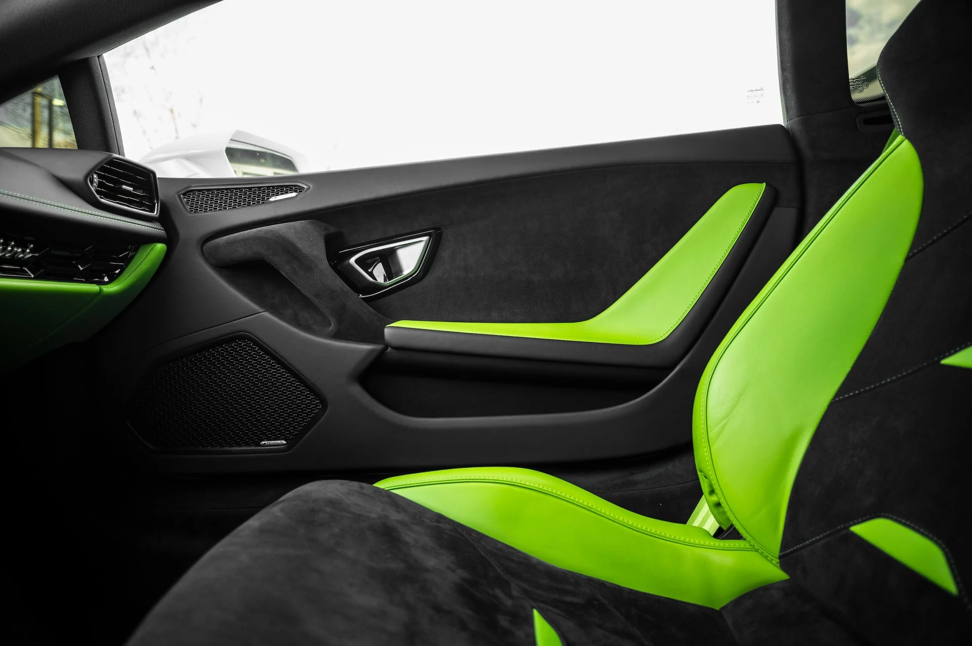 mph051_454315954_44feac75ed6e4985ae9258f210c4d713_13d91afe71