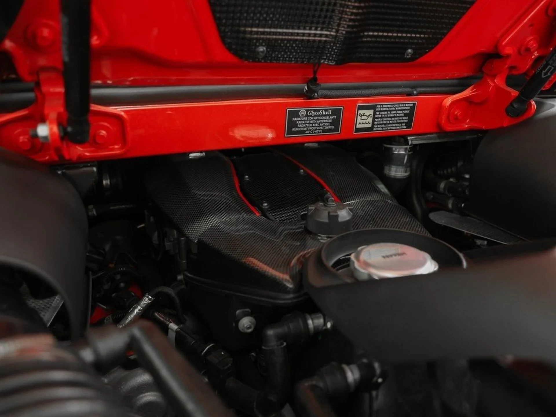 mph051_454947375_52_e732932ede