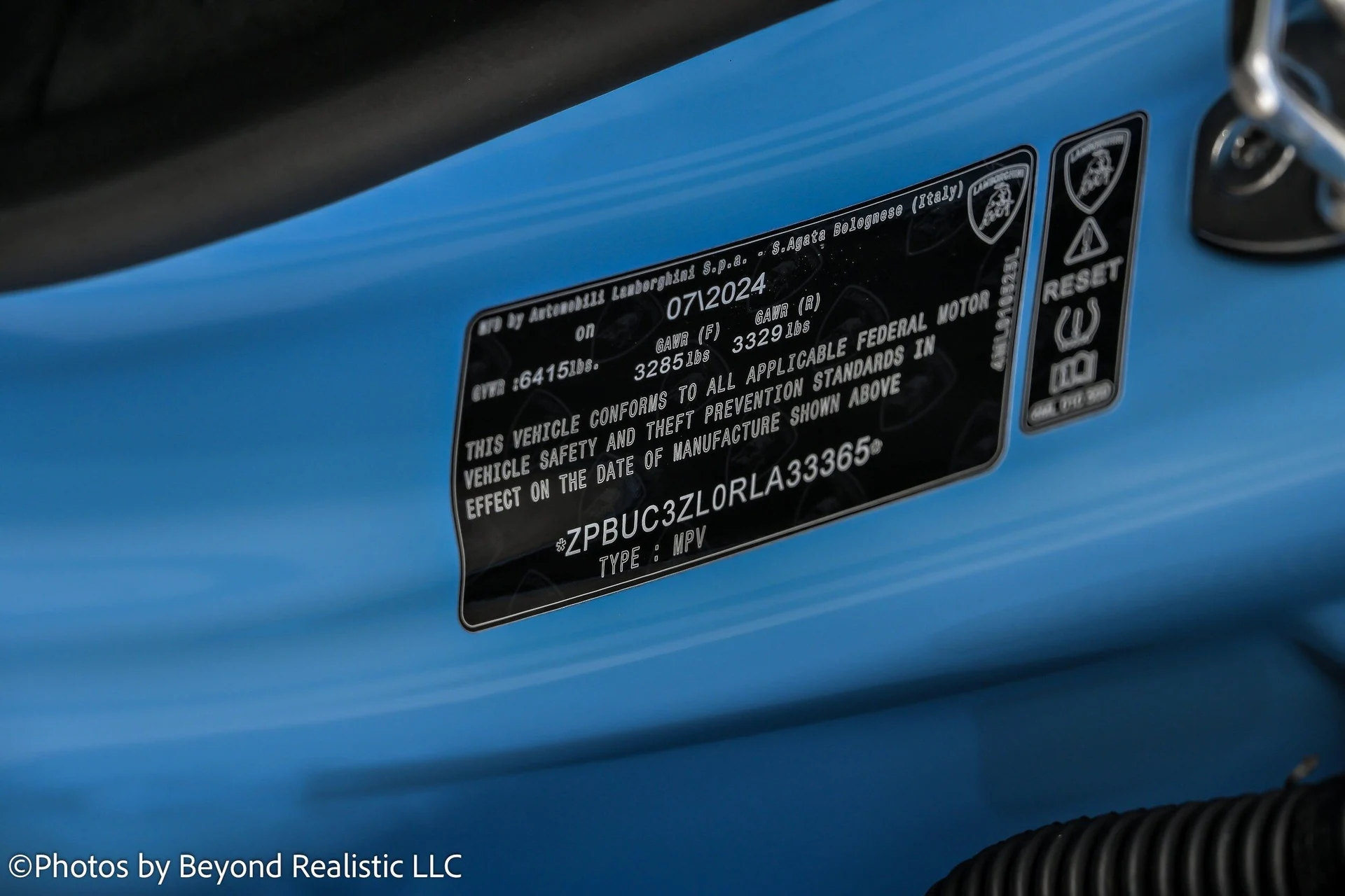 mph051_46982277_ef5c8337bb0ce92f9cd935791287791bx_888c1ed59f