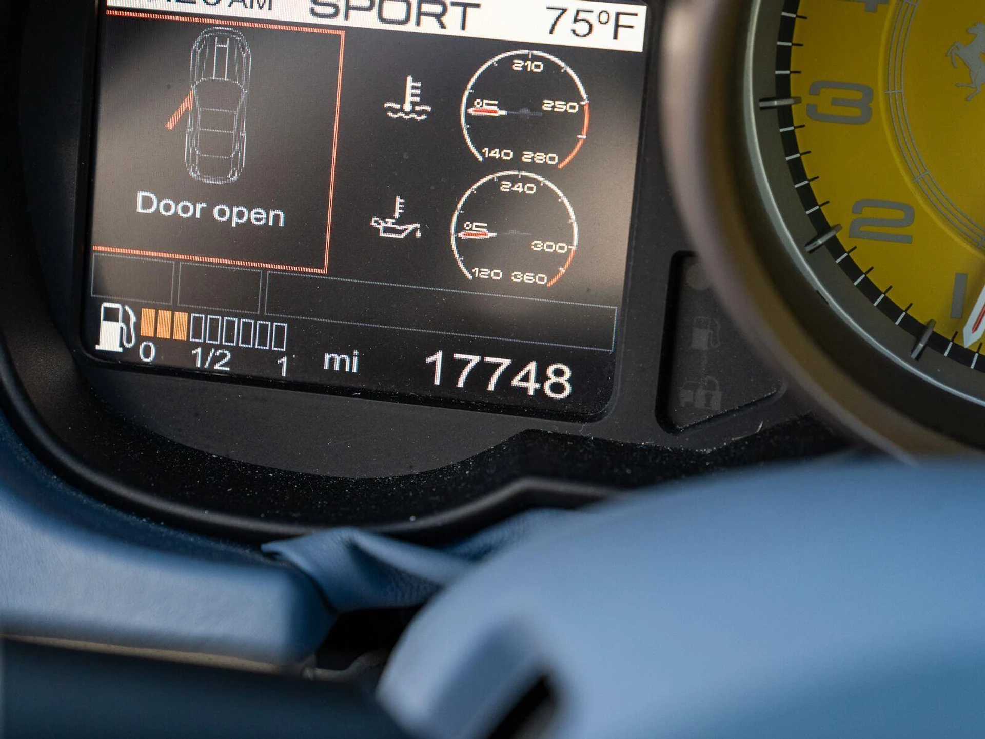 mph051_51378712_Used_2010_Ferrari_California_1793131326_46872fea50