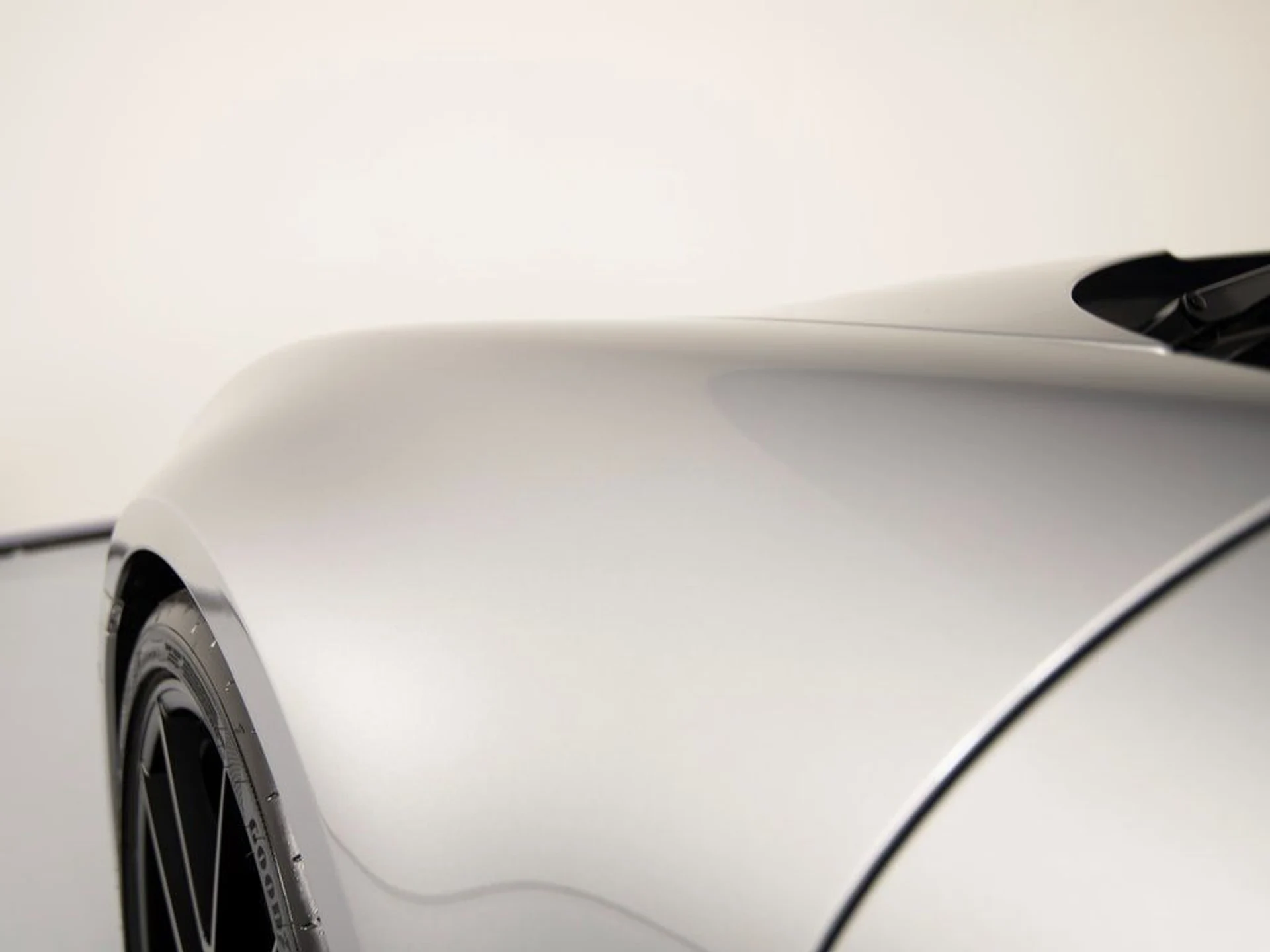 mph051_517559951_b94469937389c95e3a1bf6d21834aab8x_94c48b5df3