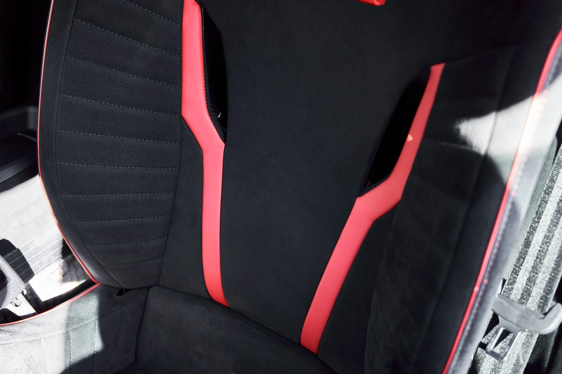 mph051_517975598_Used_2023_Lamborghini_Huracan_STO_Base_1771381310_48bdd31499