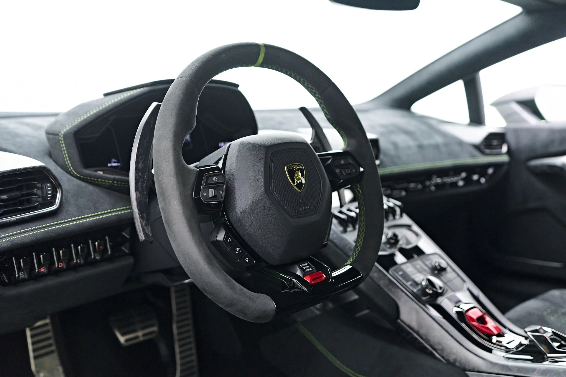 mph051_543152770_Used_2019_Lamborghini_Huracan_Performante_1757626090_644a0afc1c