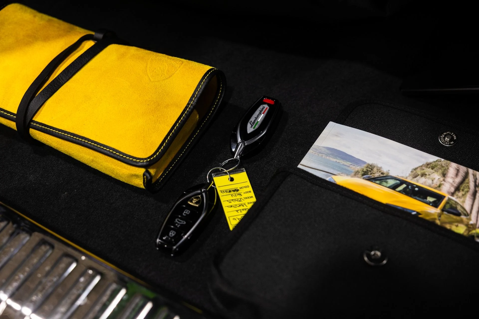 mph051_557050327_Used_2021_Lamborghini_Urus_Verde_Mantis_Pearl_Full_Stealth_PPF_1764948953_2f92772c3f