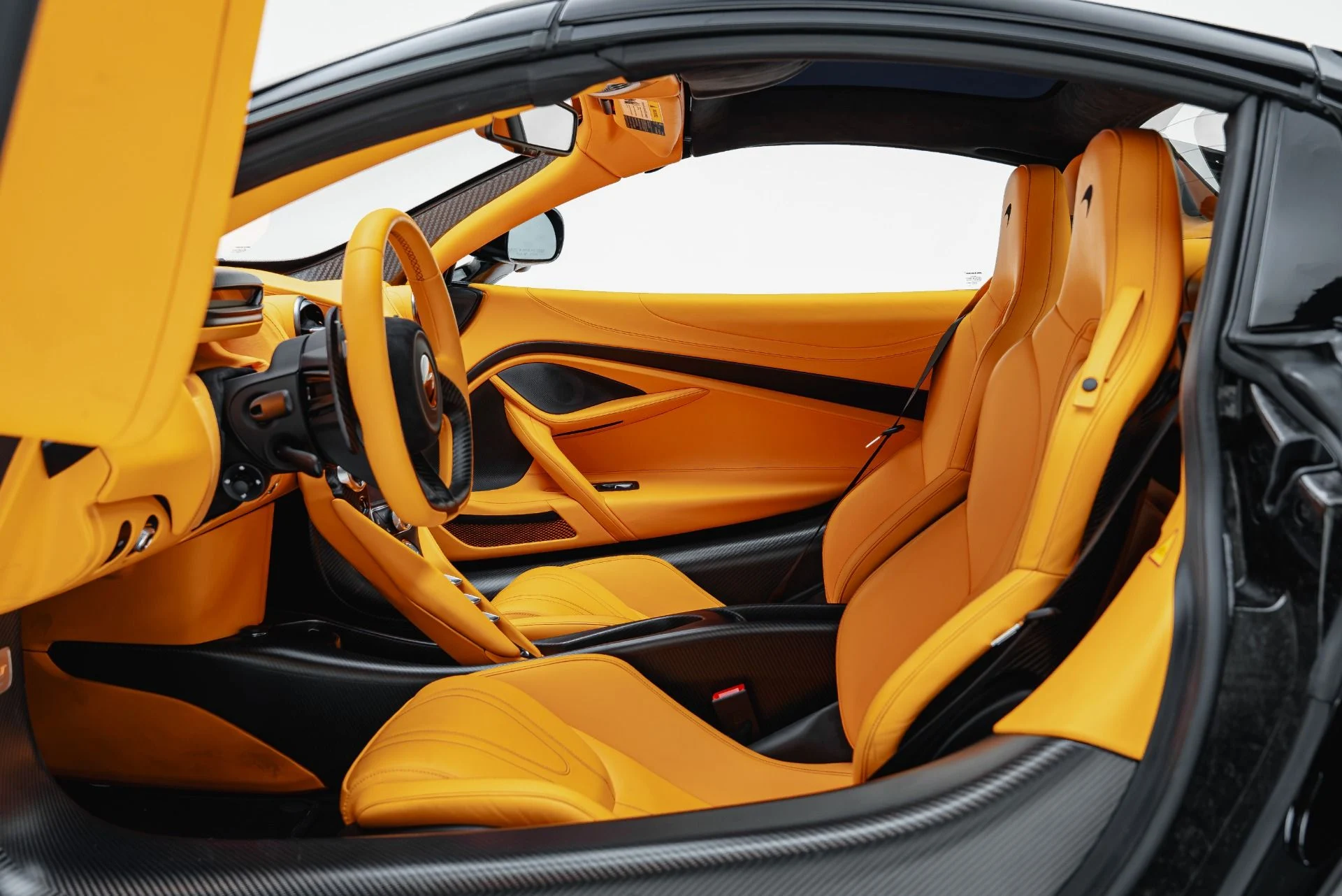mph051_561732400_Used_2022_Mc_Laren_765_LT_Spider_1792622319_9332f9eb7b