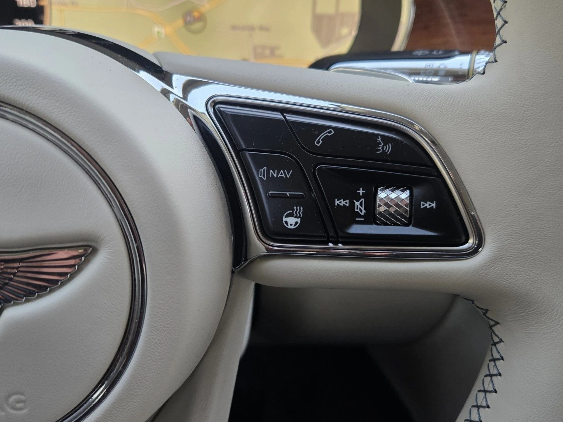 mph051_562018583_a93b3d9f0d83843886565be0d606a71fx_a83f84bf3d