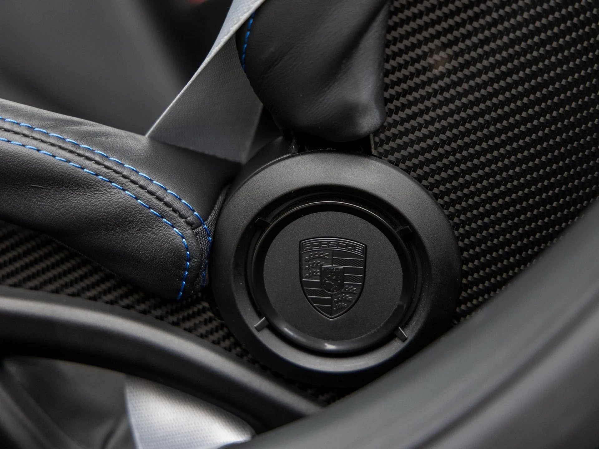 mph051_56446697_52_514bacb57e