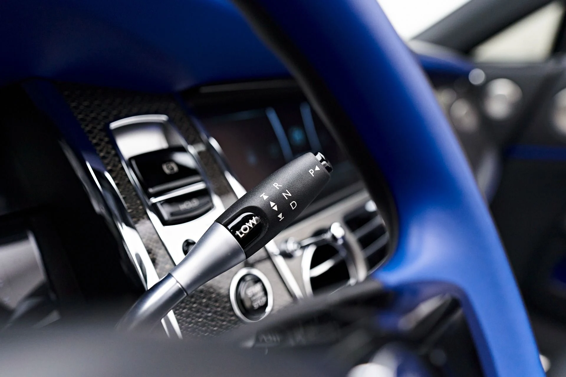 mph051_586897758_Used_2018_Rolls_Royce_Dawn_Base_1712097649_a41f5f78d3