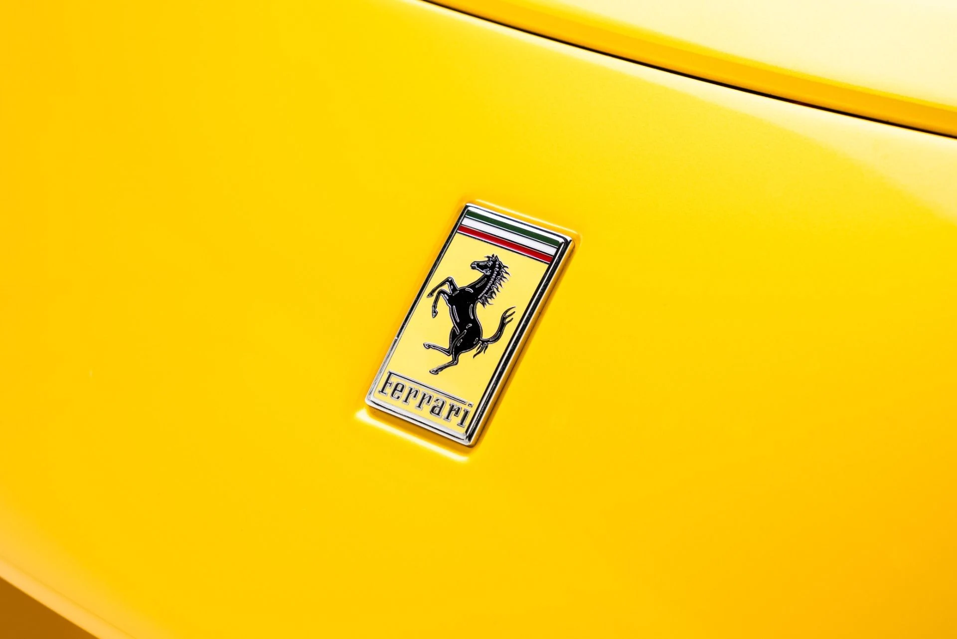 mph051_603900336_Used_2024_Ferrari_SF_90_Spider_1770854293_c9ab2d3068