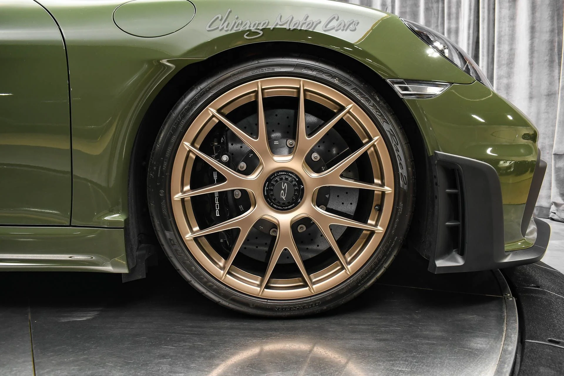 mph051_612577401_13028_p52_l_34fba77f96