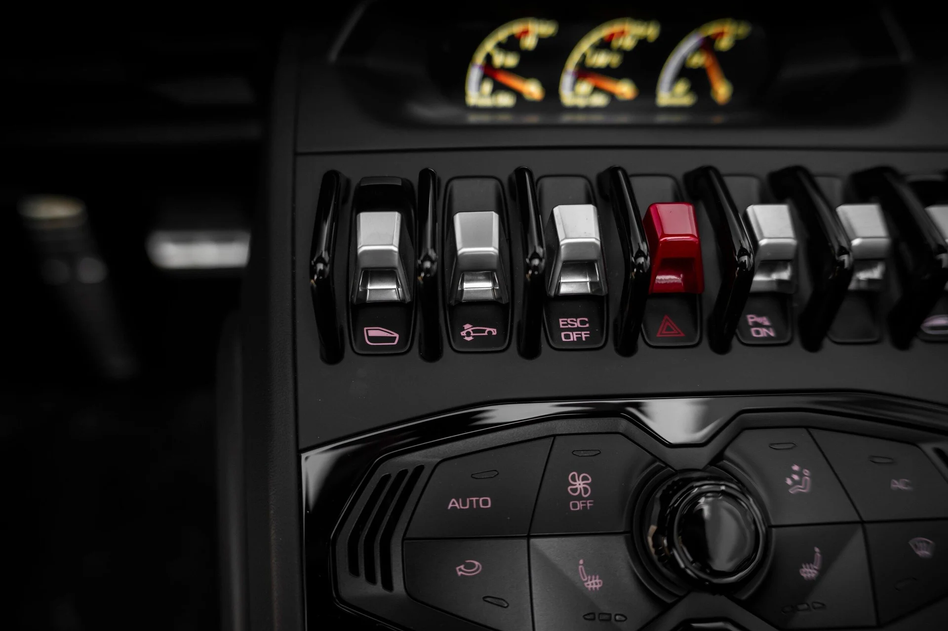 mph051_622243602_b540d01327c3466789dc3f9a3a920c8b_e13b0b80ad