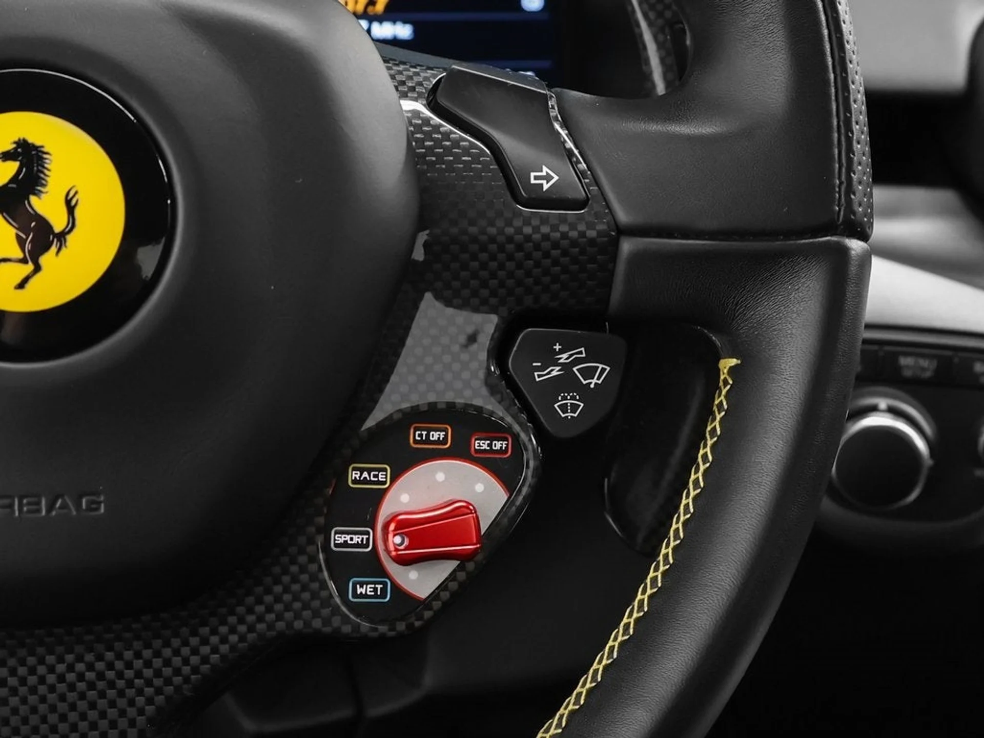 mph051_628346318_52_cb24945897