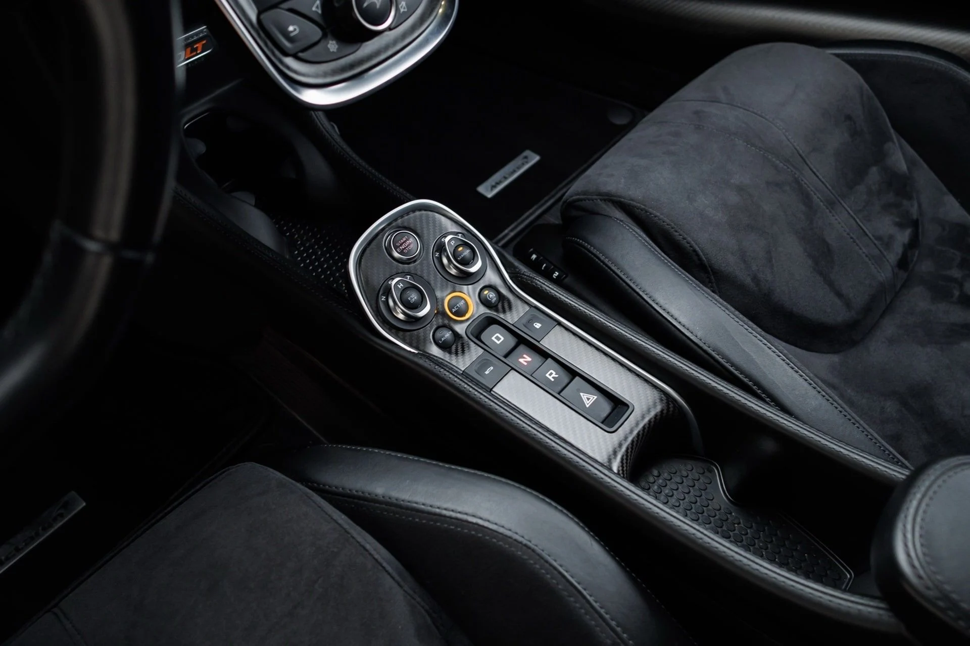 mph051_639531312_79d41ed7ebff504e455969c04f5ecb18x_ac46adab04