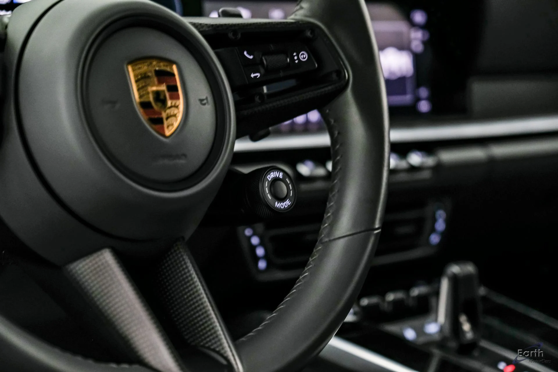 mph051_643536204_327b6a2161891a2601aec0951fc27e80x_59d04bb2df