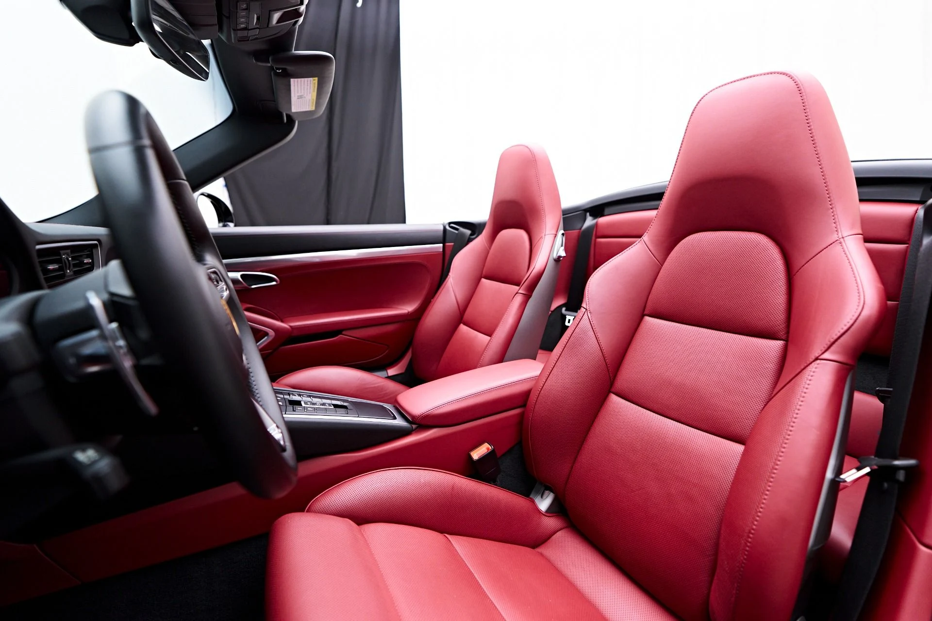 mph051_669782982_Used_2019_Porsche_911_Turbo_1750270685_994b10a388