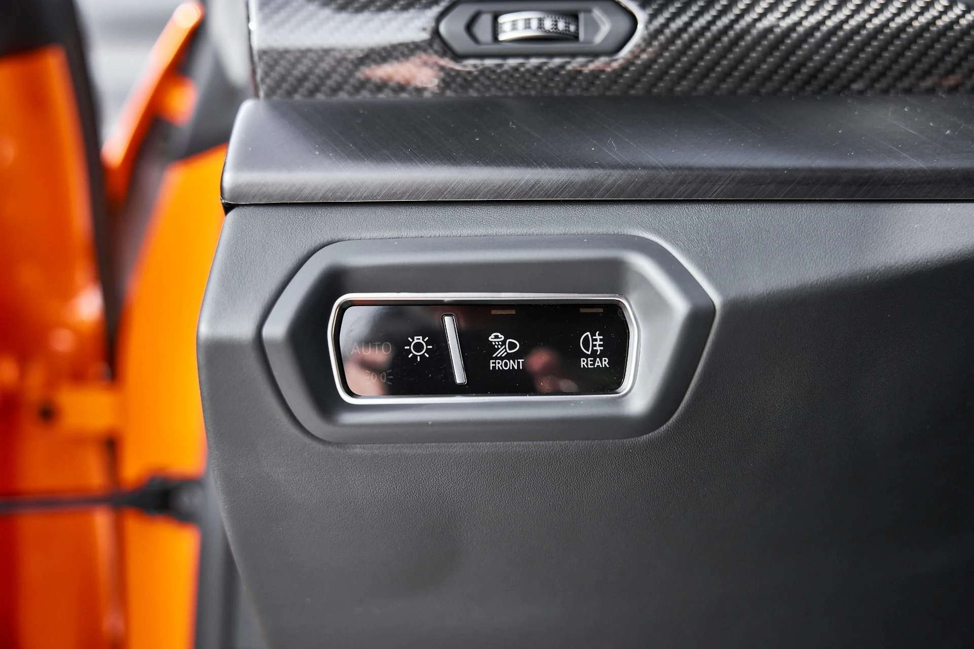 mph051_686001402_Used_2022_Lamborghini_Urus_1766457439_f71d65bea5