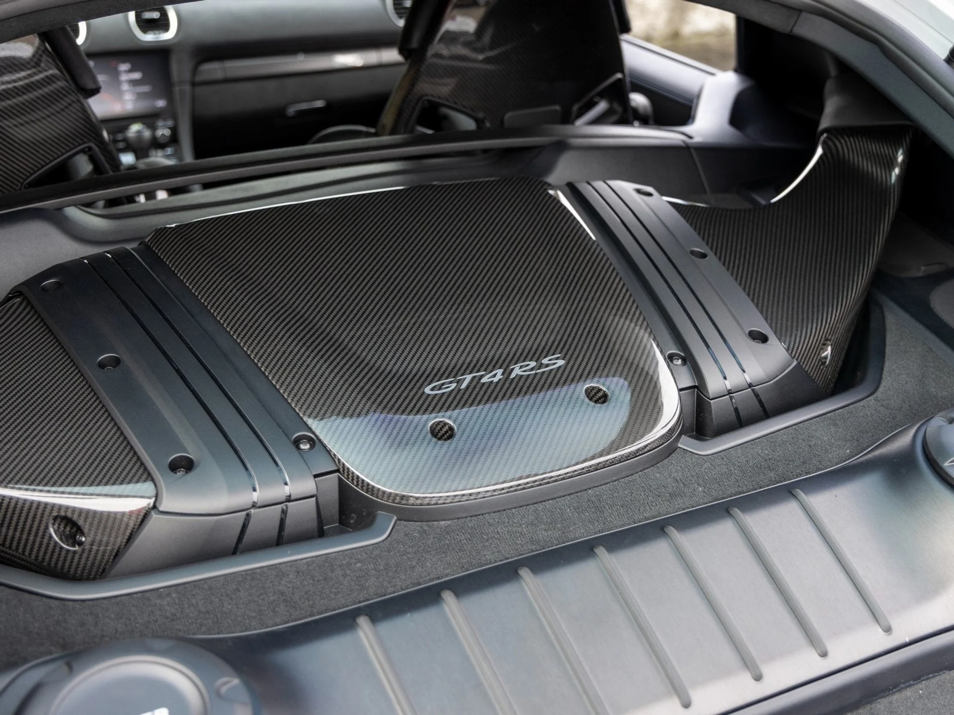 mph051_686479822_52_0cd4c3e213