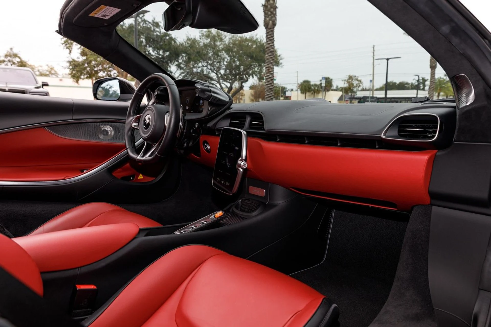 mph051_699873432_446_p52_l_9549e05acb