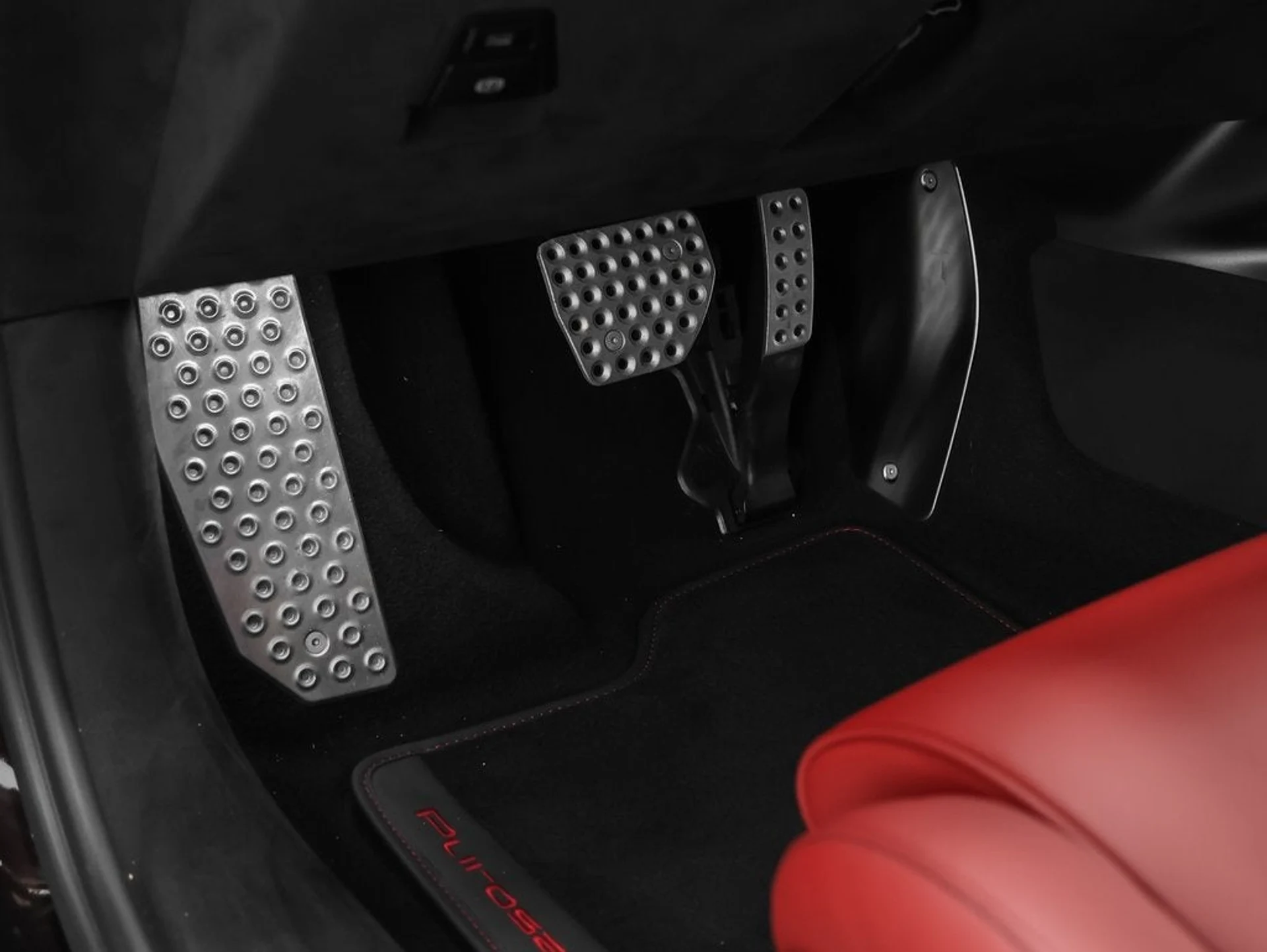 mph051_716435351_52_f016262916