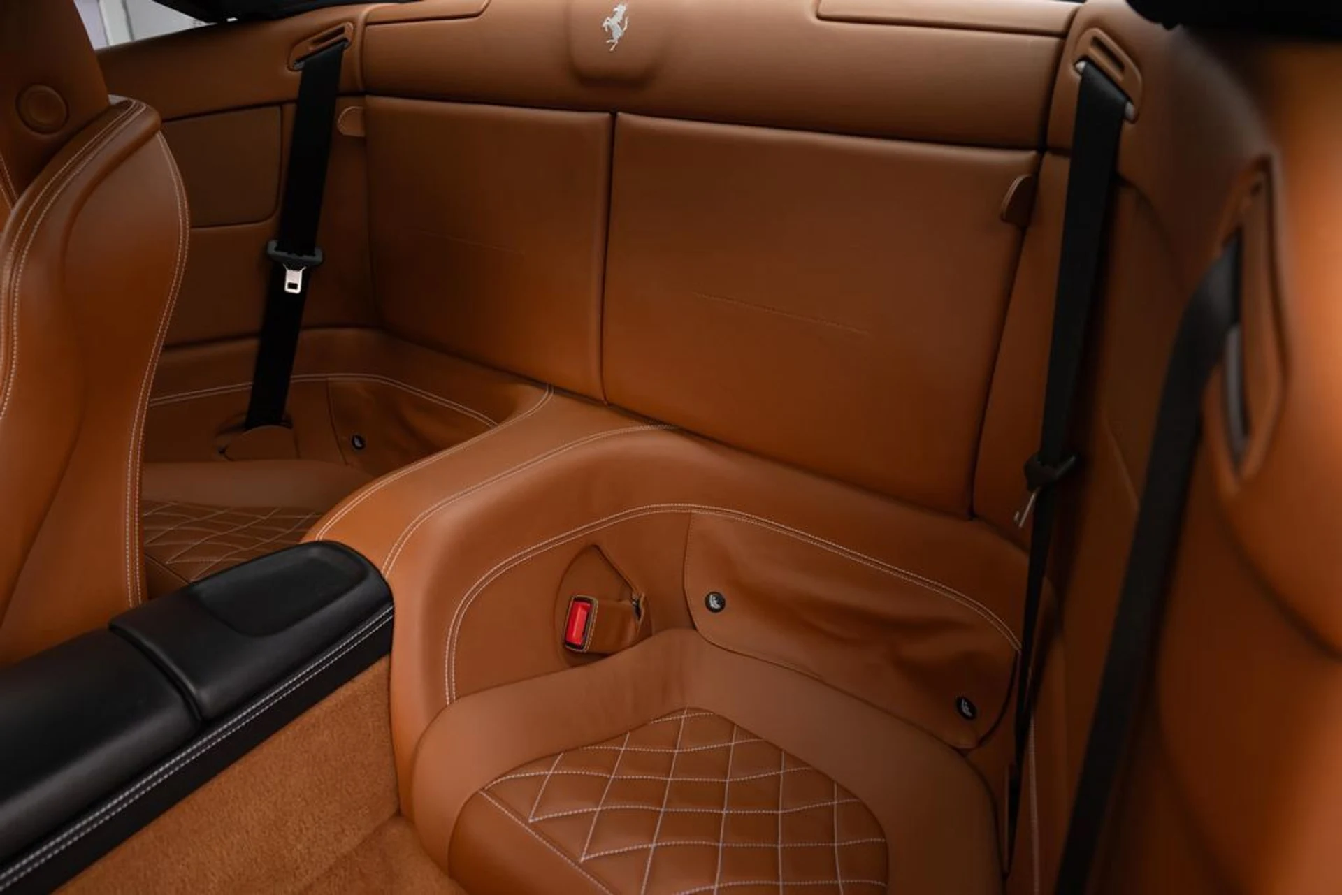 mph051_72794273_de69e9e28cd24a6aa0577b956f699a1f_cb300e562c