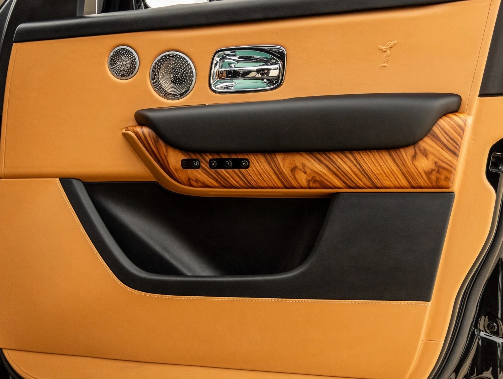 mph051_734254063_52_5b317f19ad