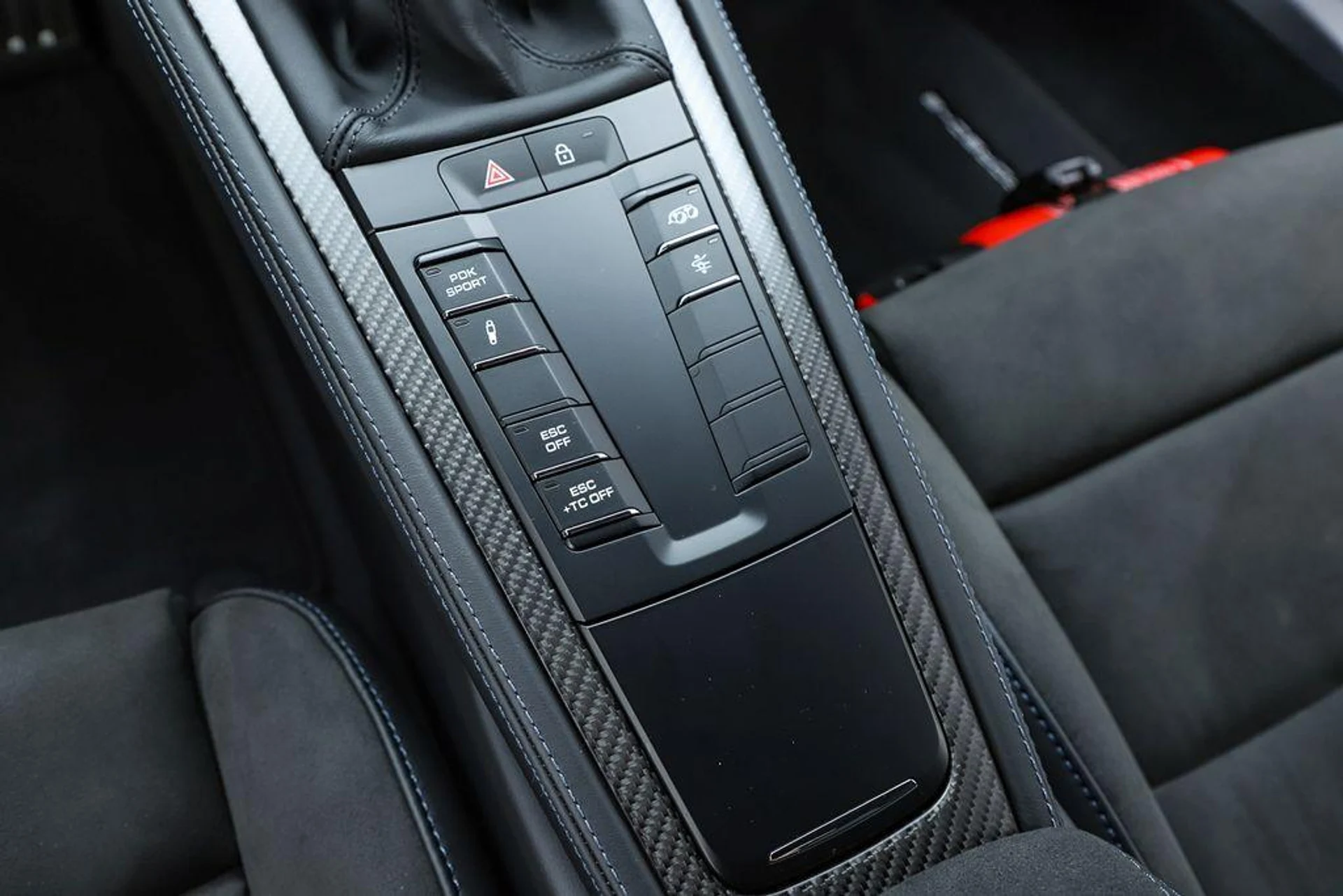 mph051_735854245_N_Cpzc_WI_Eu7mr0f_Reb_F9wse_Td_Qc_4fe7d8a66e