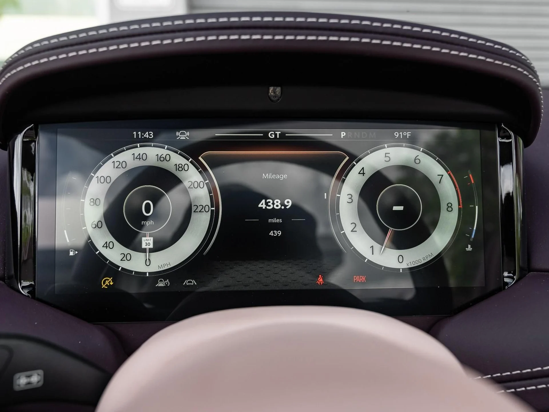 mph051_742003966_Used_2025_Aston_Martin_DB_12_1761167170_9f99c4e92b