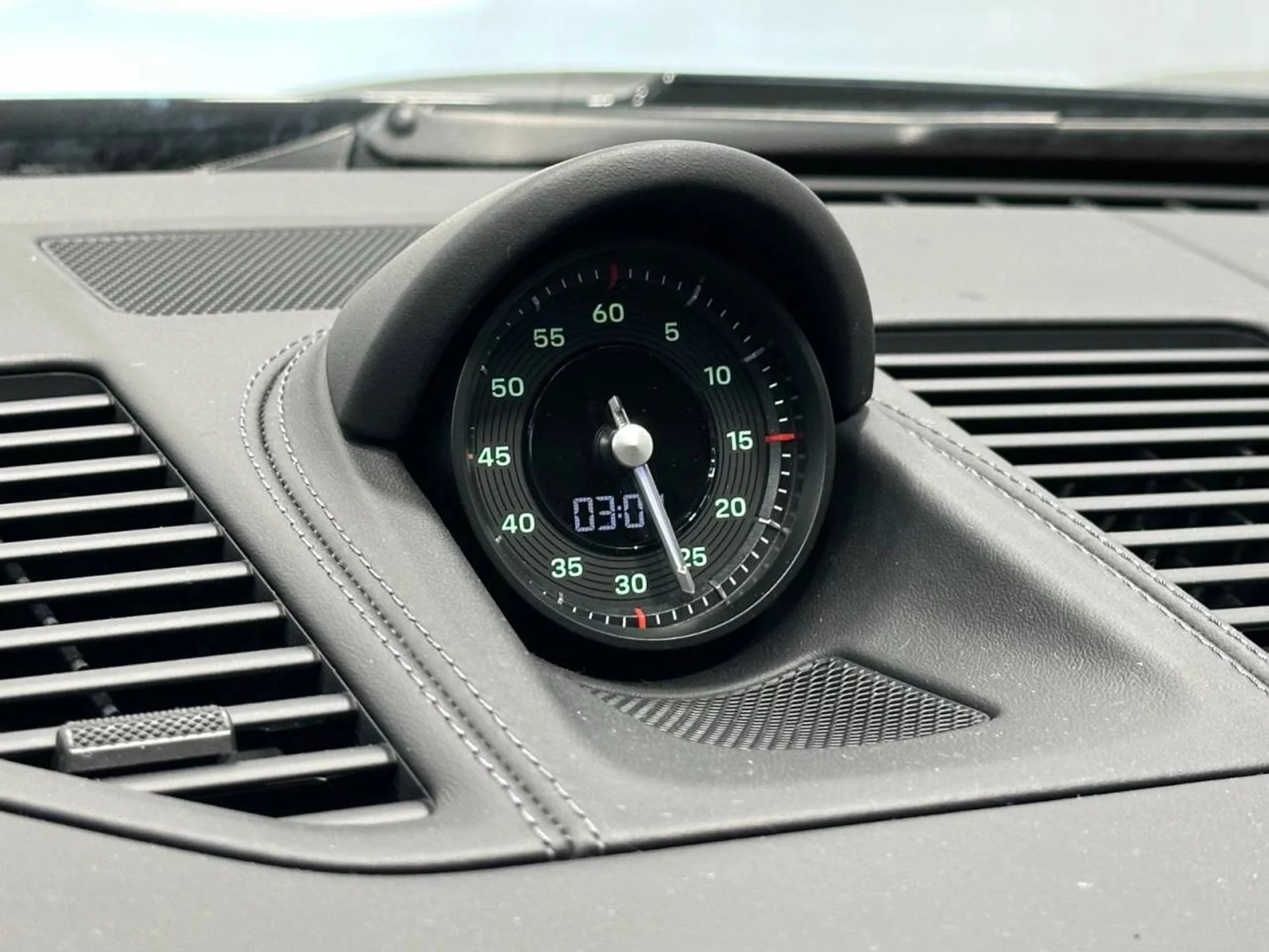 mph051_754426100_1280_c624503cda