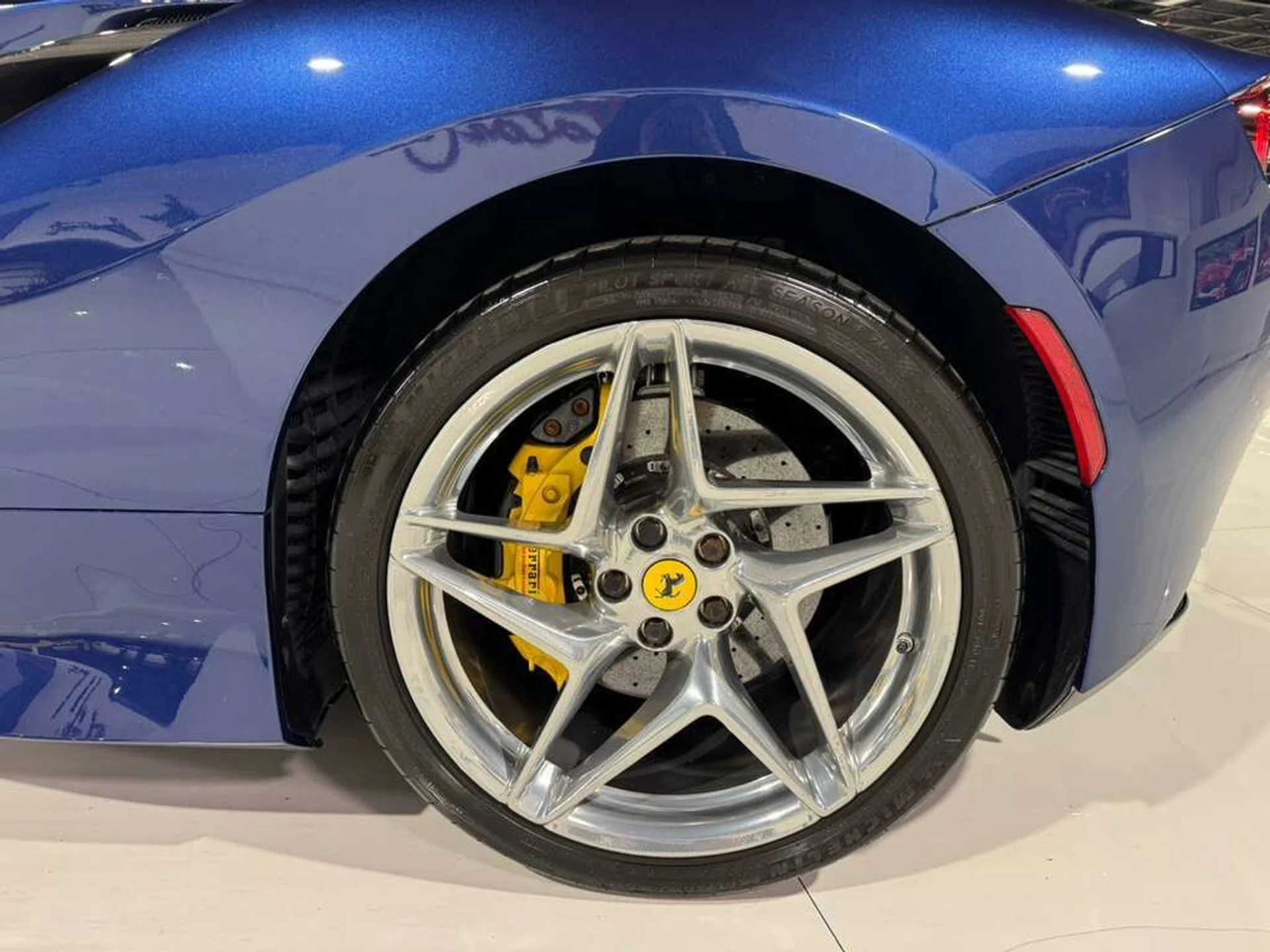 mph051_78824921_b90e02d006ff16642ab3756178b7280f_5d60c2afb4