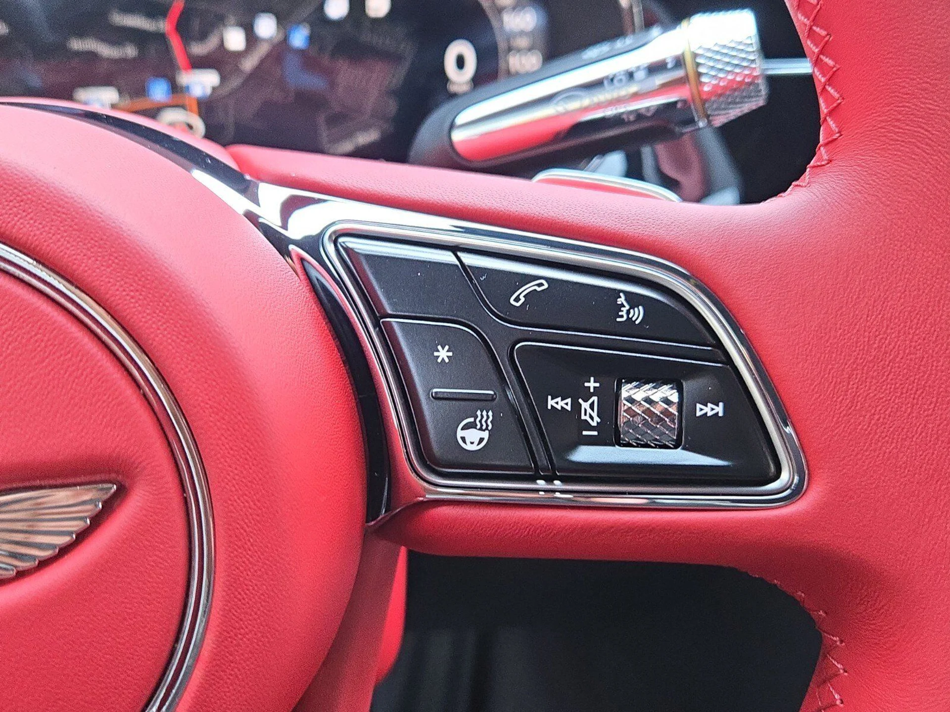 mph051_804962644_9dcd8d0ec015e994c624ecf8c4eaa4e1x_78e7f85519