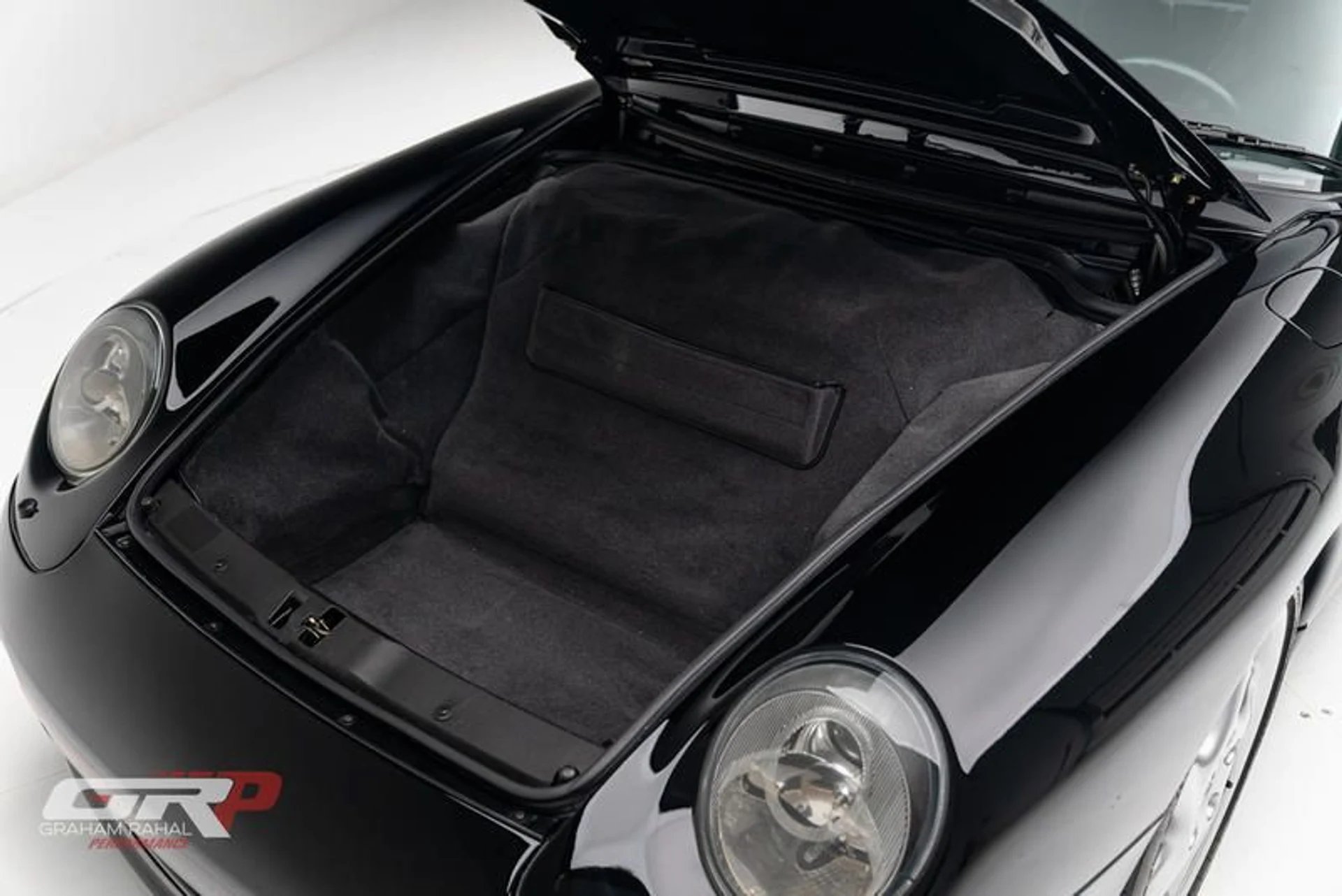 mph051_811359986_C237_BBDB_90_C5_445_B_9508_D88_AD_7_C068_BF_3f8d3d791a