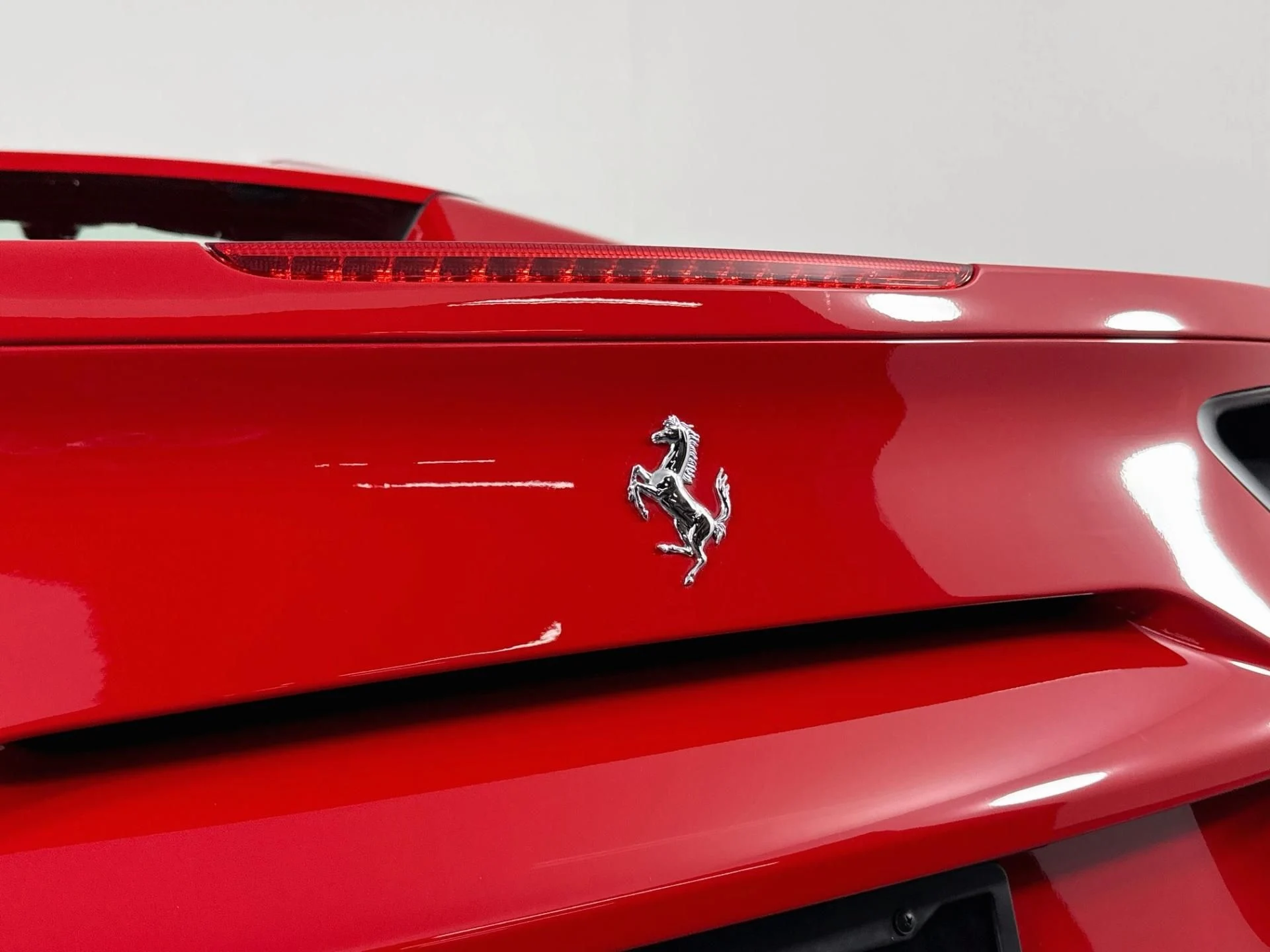 mph051_818750990_Used_2019_Ferrari_488_Spider_1787009356_a4cd7b2145