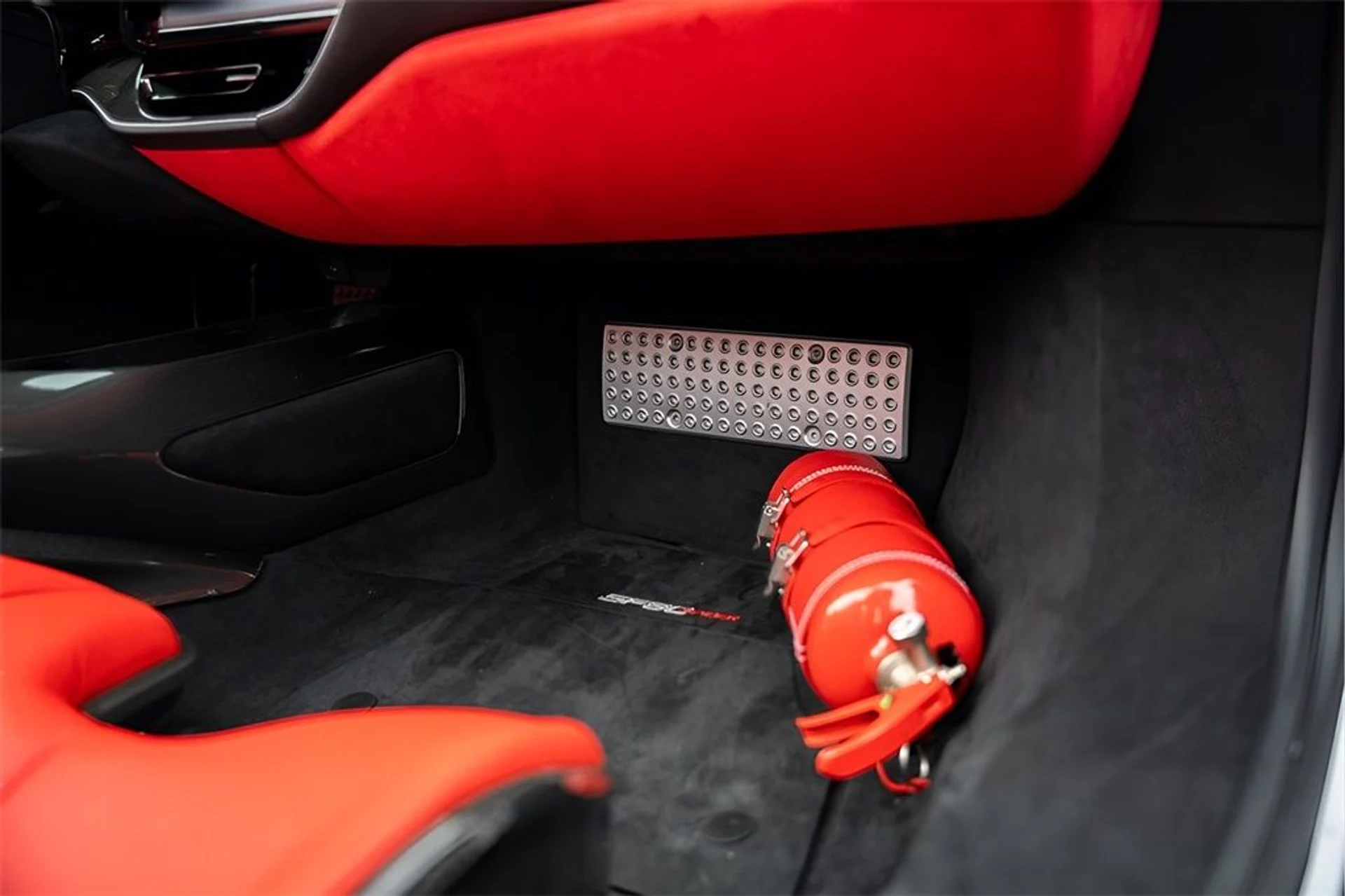 mph051_830926306_image_53_709077888d