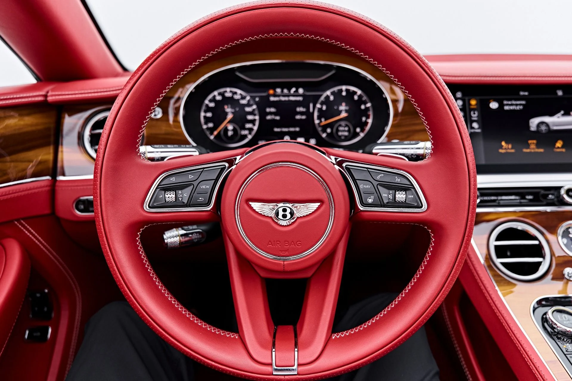 mph051_834036533_Used_2023_Bentley_Continental_GT_V8_1789625256_2a6572fb0d