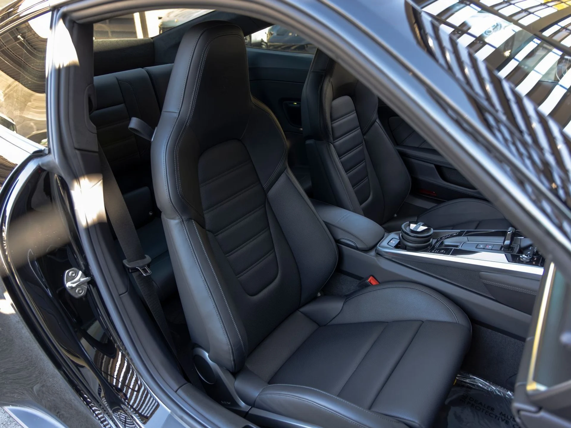 mph051_841909577_52_507c557559