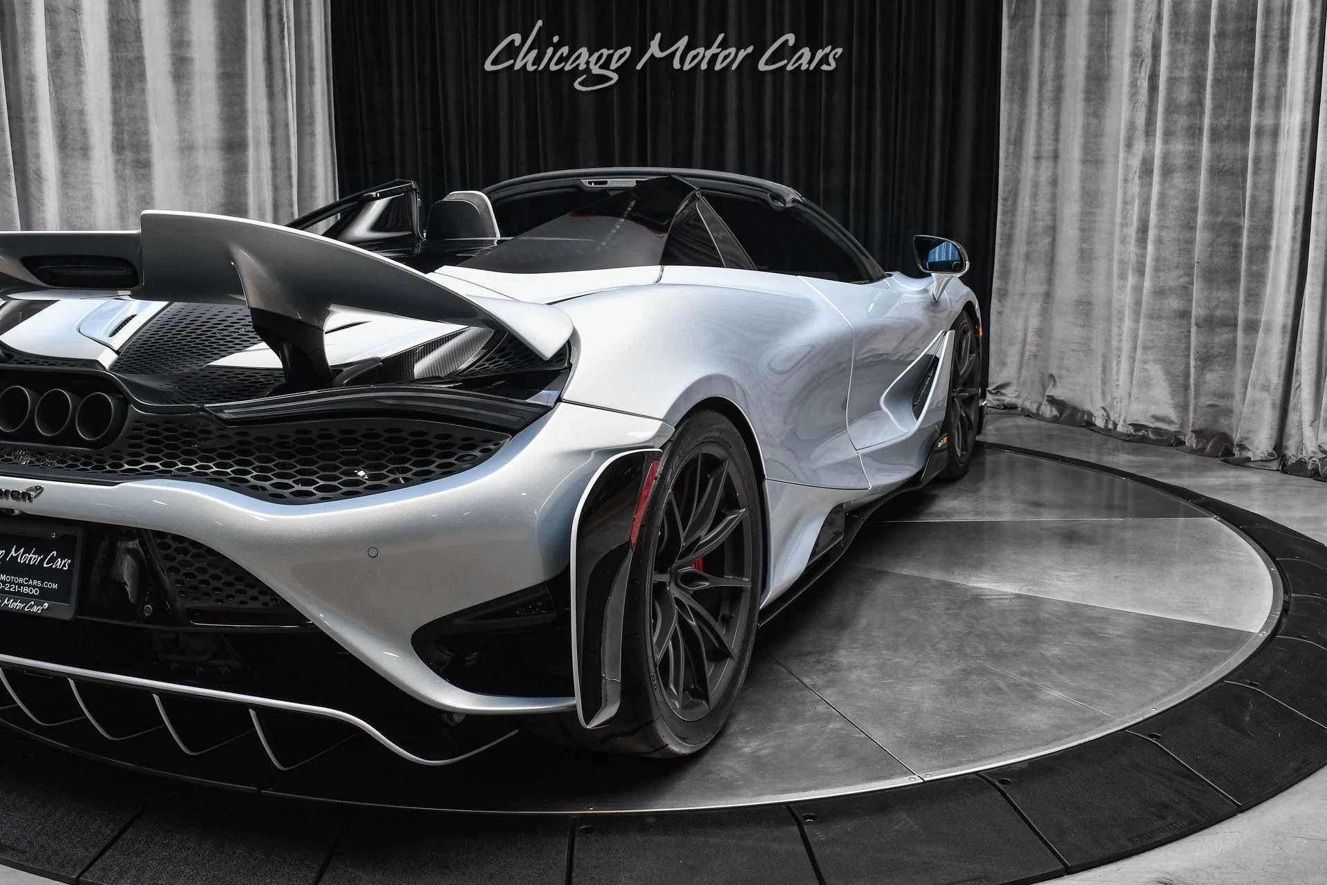 mph051_857101420_11177_p52_l_50713bfe3d