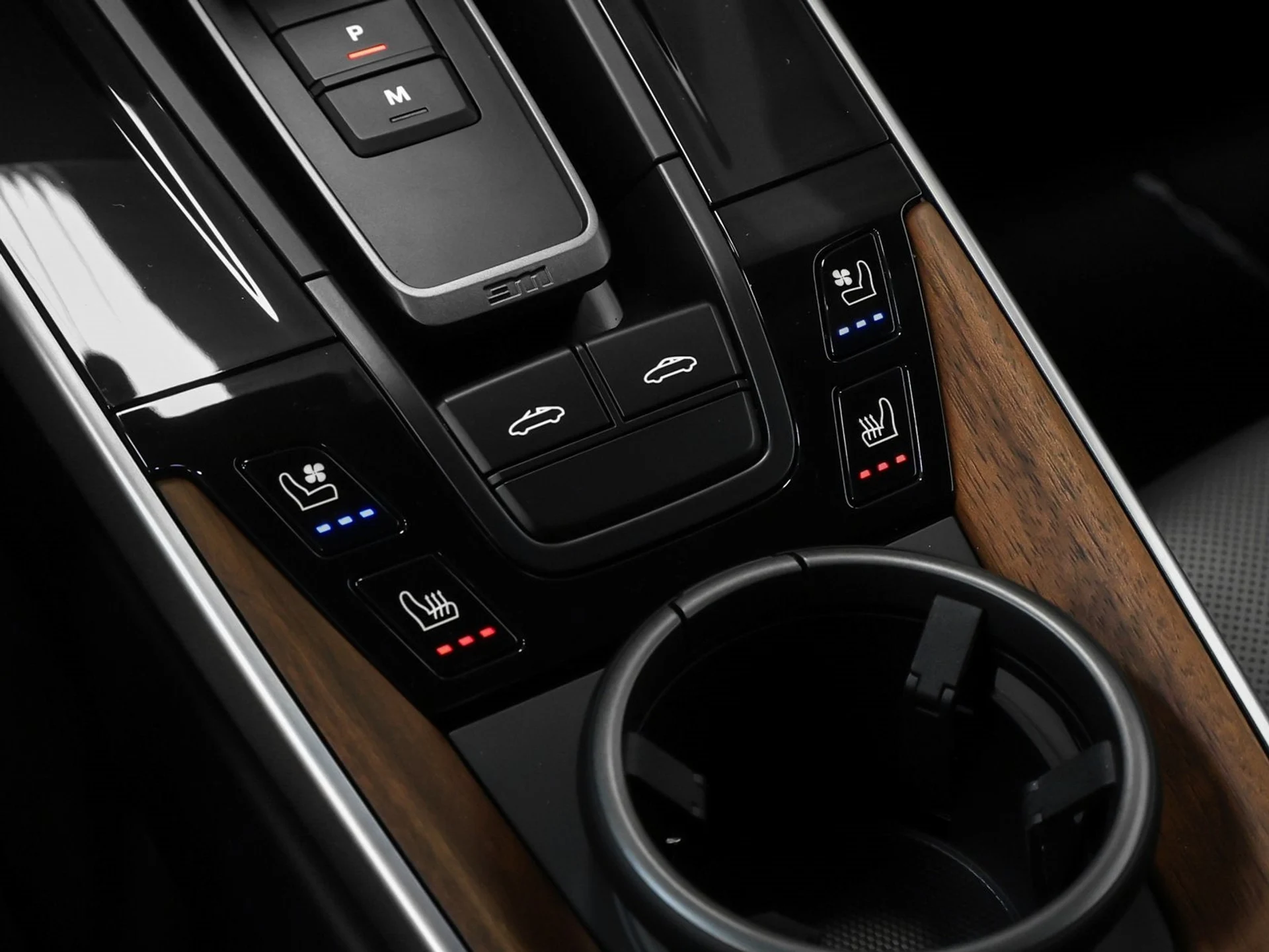 mph051_868777265_52_65b81d960f