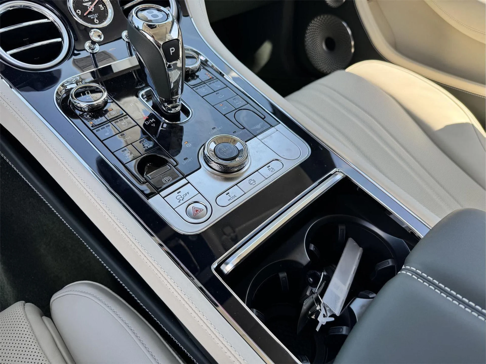 mph051_869185853_3ccc052250d0ff3709bee6875ac932ec_7156e2ad7a